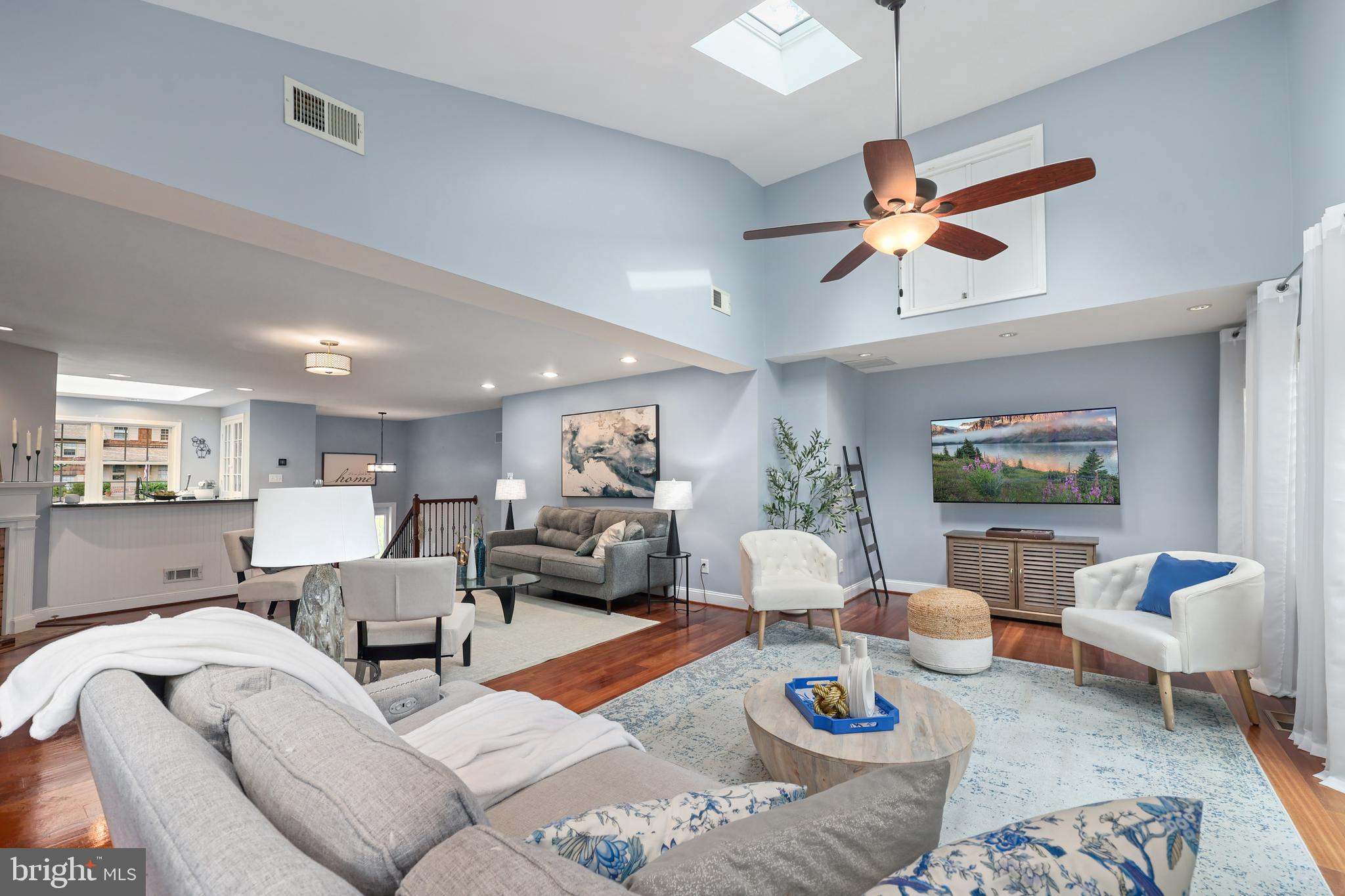 YACHT HAVEN ESTATES - Residential