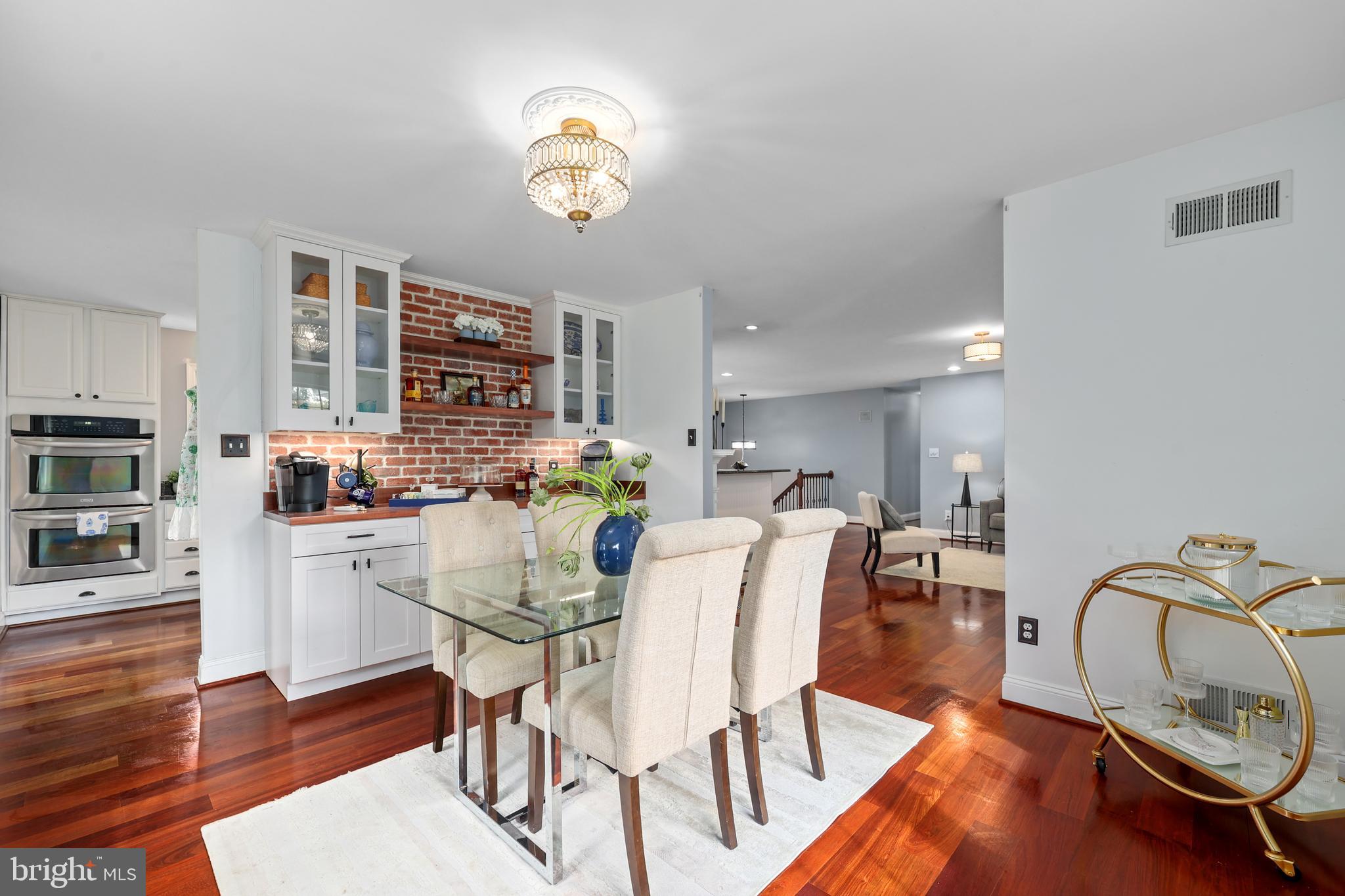 YACHT HAVEN ESTATES - Residential