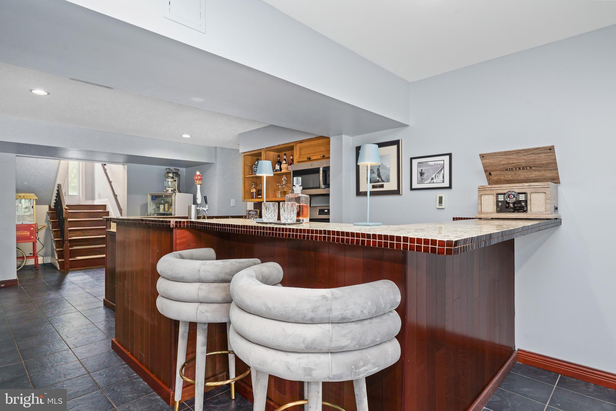 YACHT HAVEN ESTATES - Residential