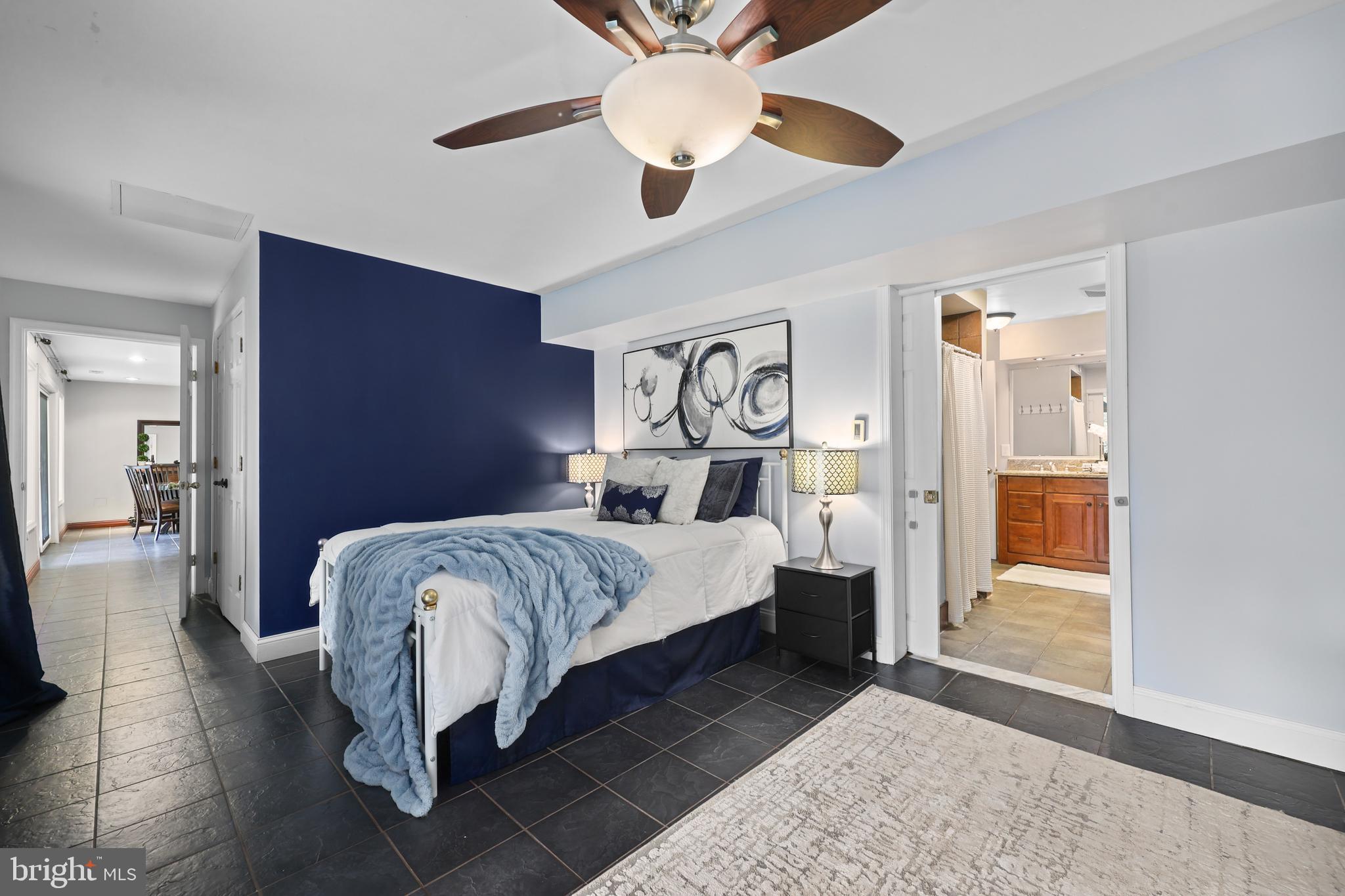 YACHT HAVEN ESTATES - Residential