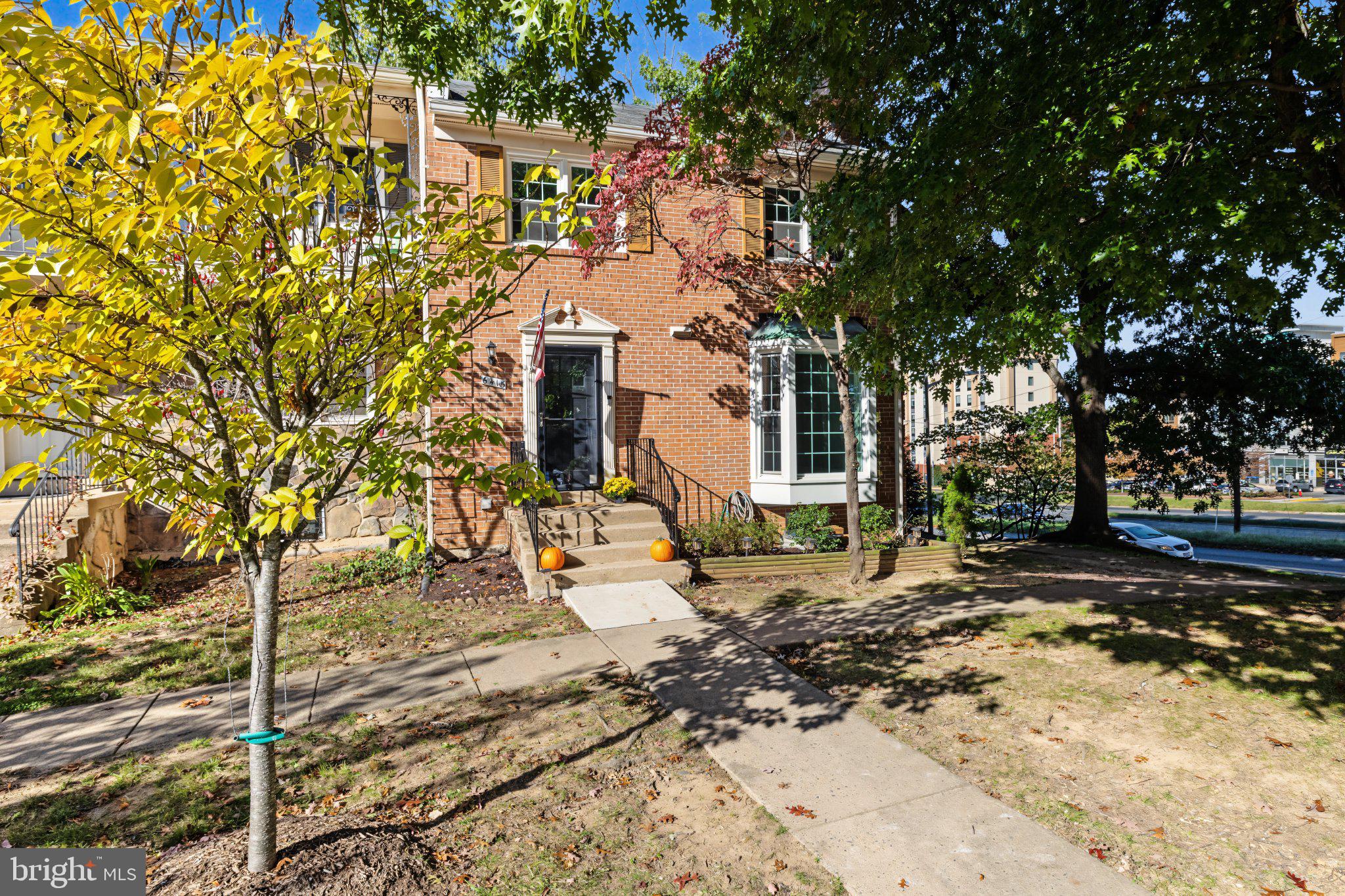 6415 SEVEN OAKS DRIVE