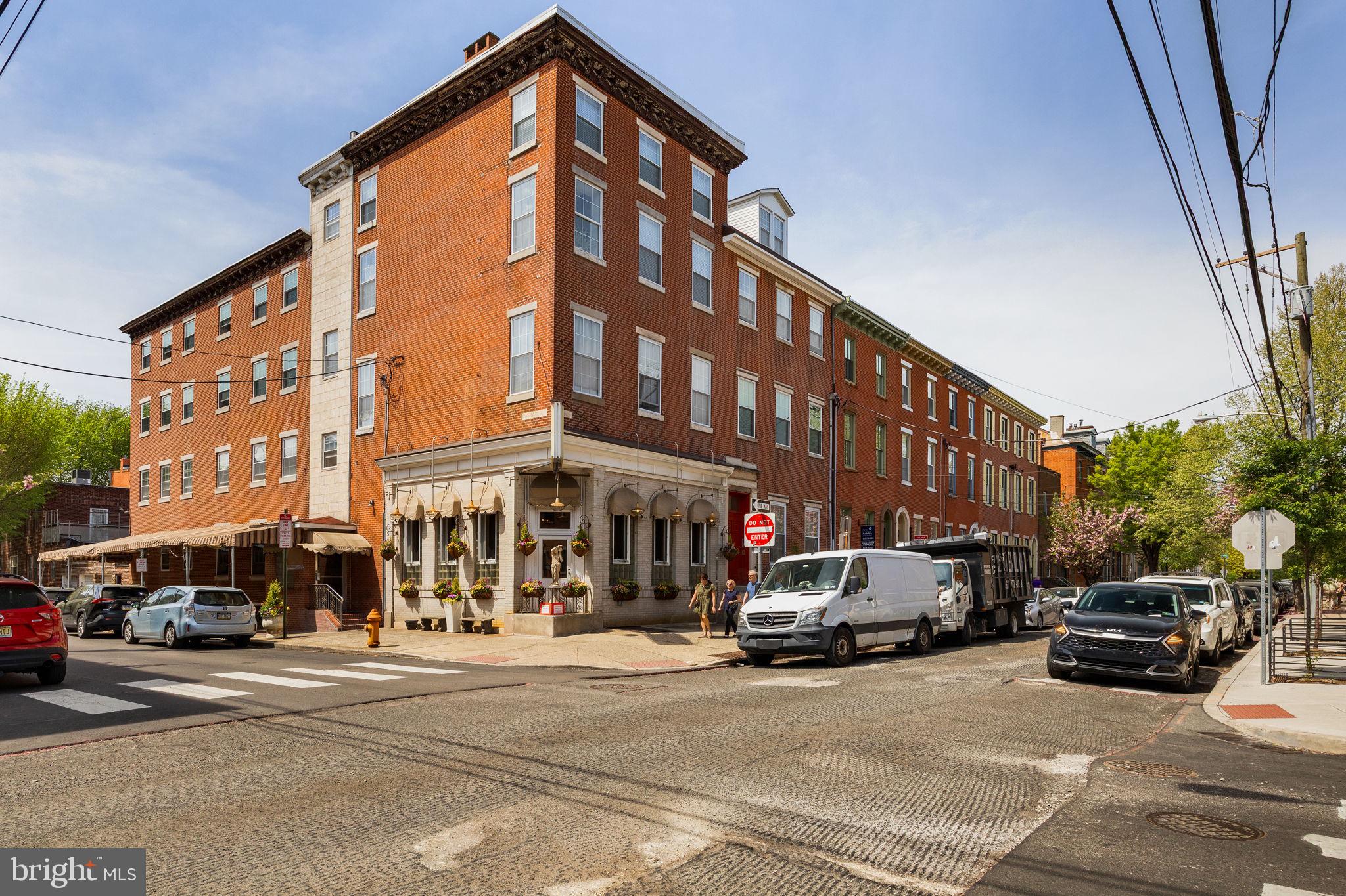 BELLA VISTA - Residential