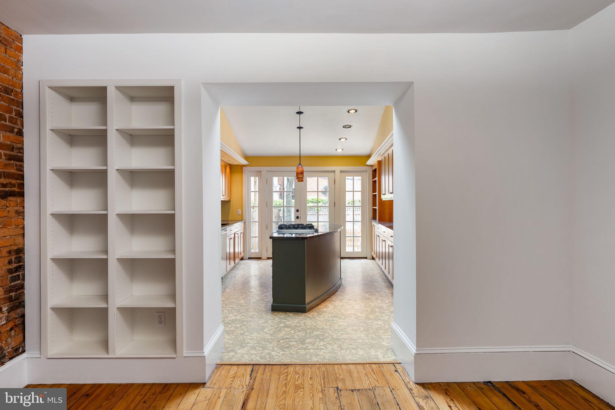 BELLA VISTA - Residential