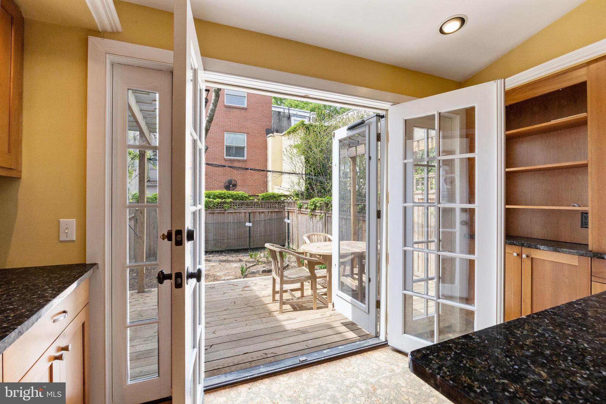 BELLA VISTA - Residential