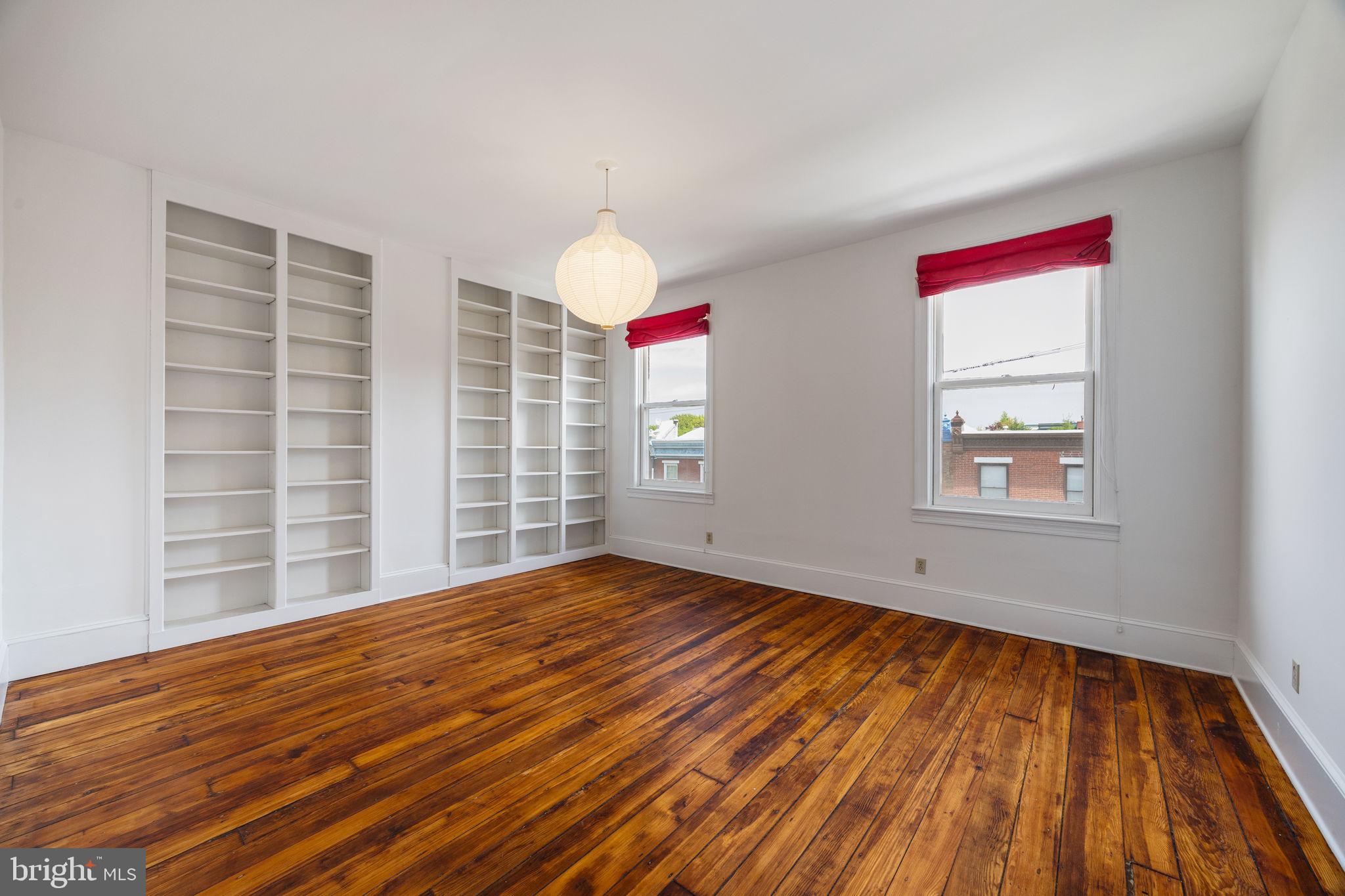 BELLA VISTA - Residential