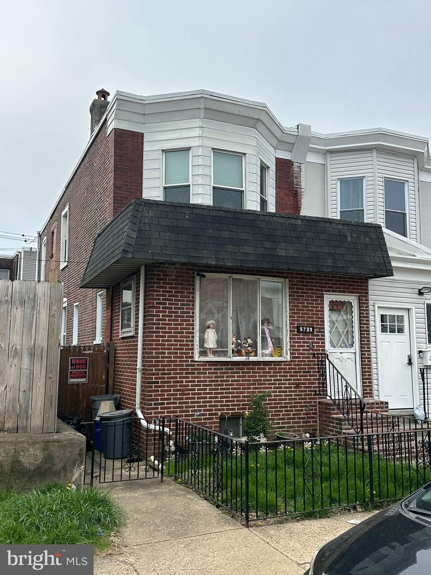 Welcome to 5739 Vandike St. A  spacious 3-bedroom, 1-bath home nestled on a quiet street in  the Wissinoming neighborhood. Boasting 1,500 sq ft of living space, this home features an open floor plan that flows seamlessly from the bright living area into a generously sized dining room and kitchen—perfect for entertaining or family gatherings.Enjoy the convenience of city living with a neighborhood feel. Located just a short walk to Moss Playground, and minutes from major highways, commuting and everyday errands are a breeze.This home offers comfort, space, and a fantastic location.

Don't miss out—schedule your showing today!