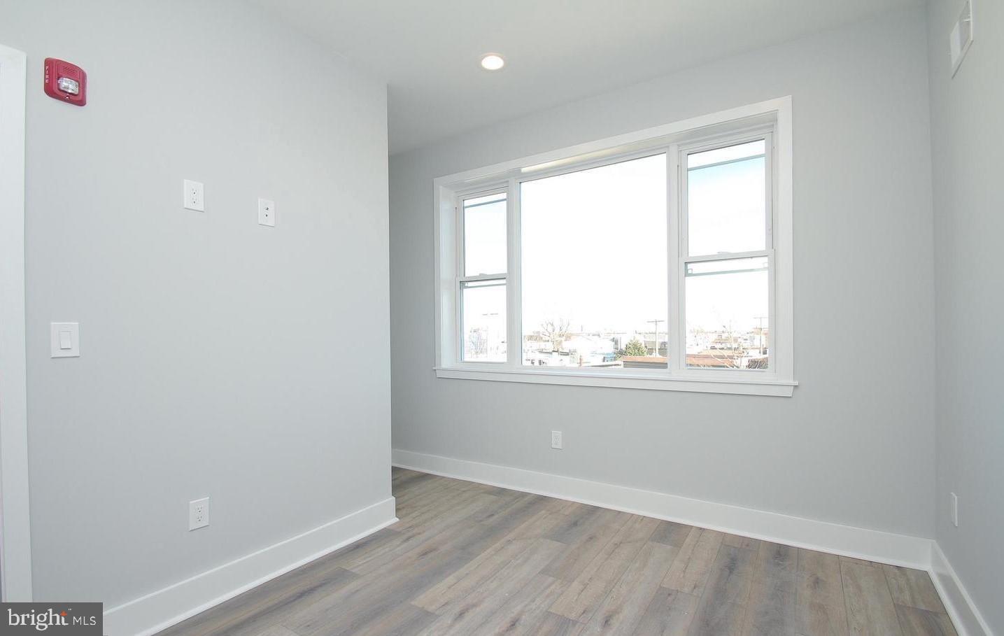 KENSINGTON - Residential Lease