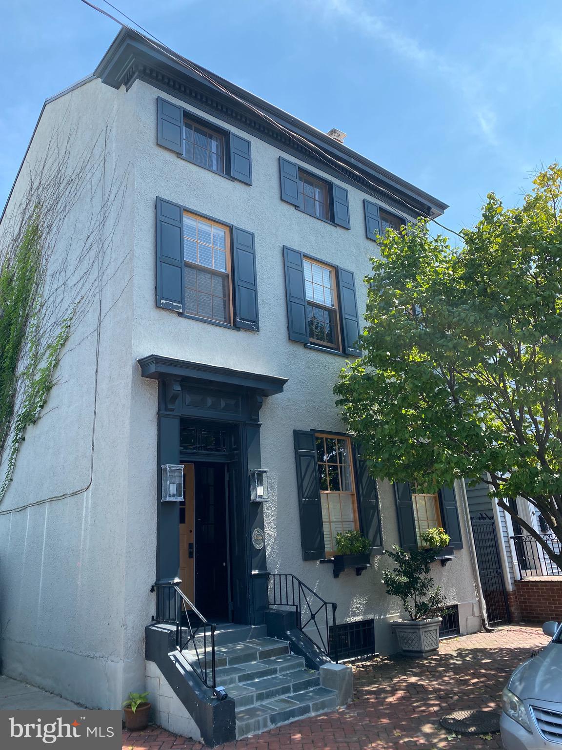OLD TOWN ALEXANDRIA - Residential Lease