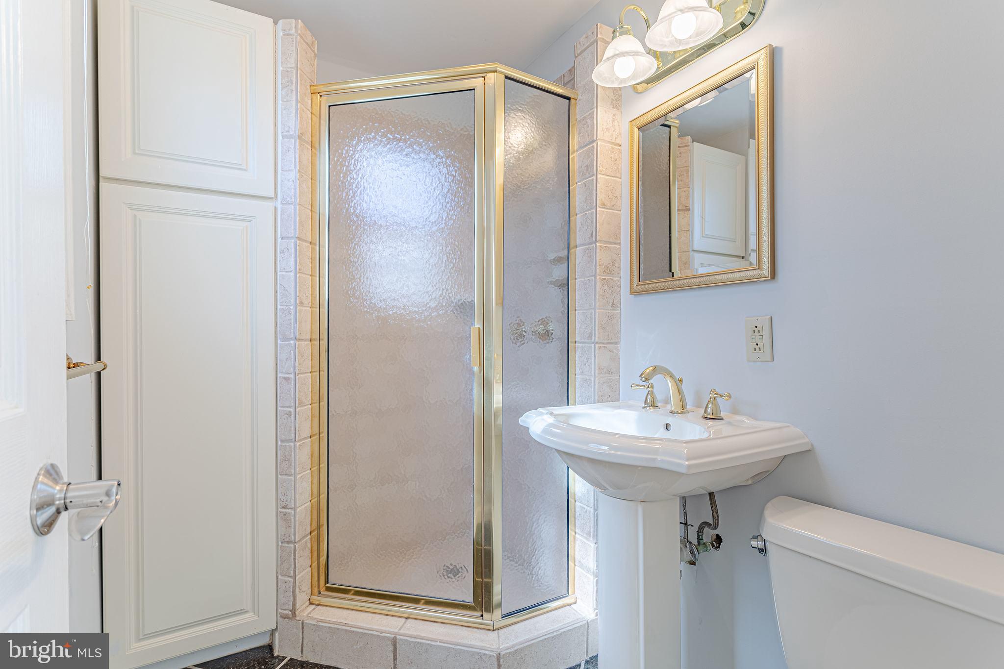 BRADFIELD - Residential Lease