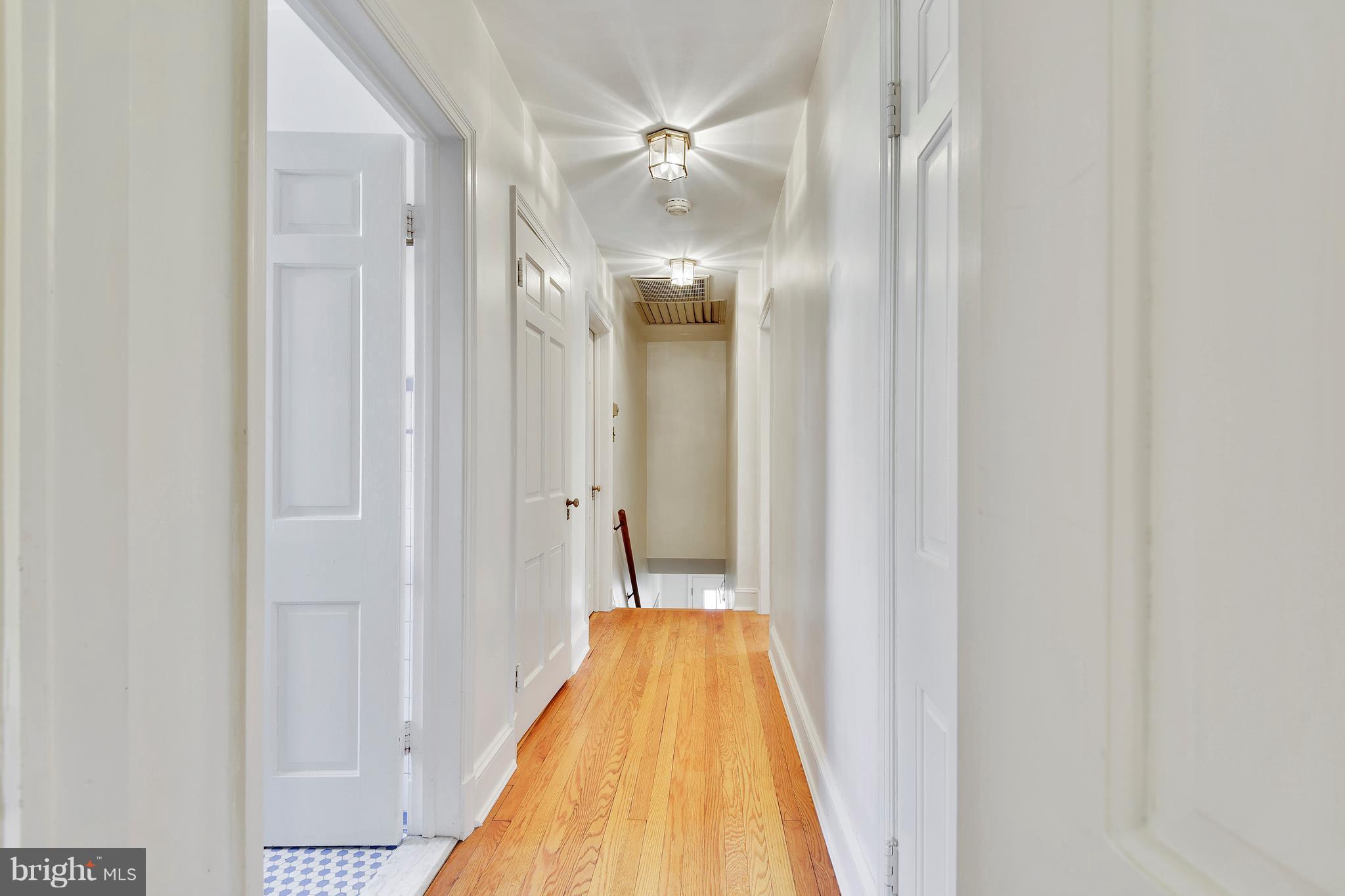 NORTH ROLAND PARK - Residential