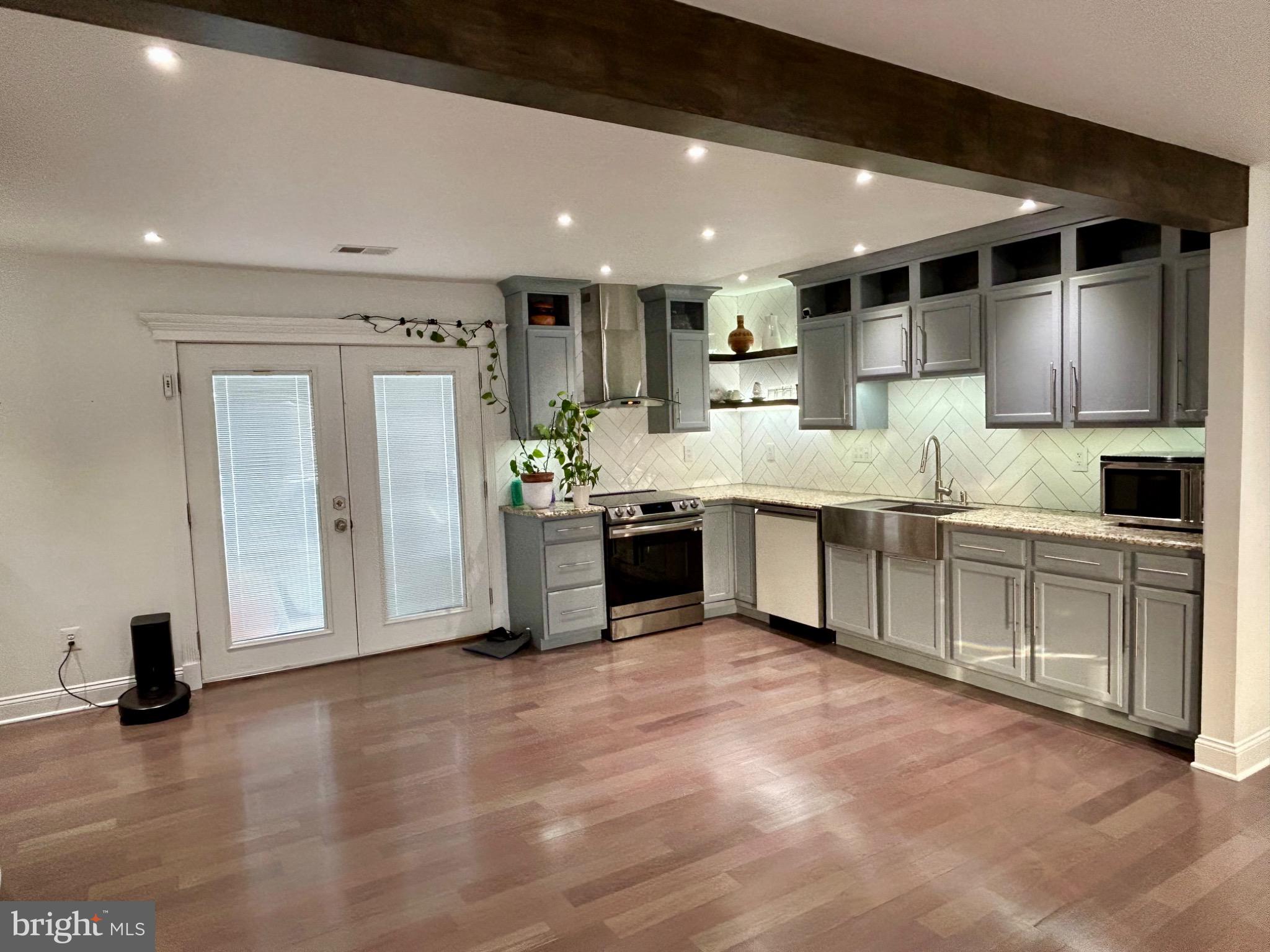 DISCOVERY - Residential