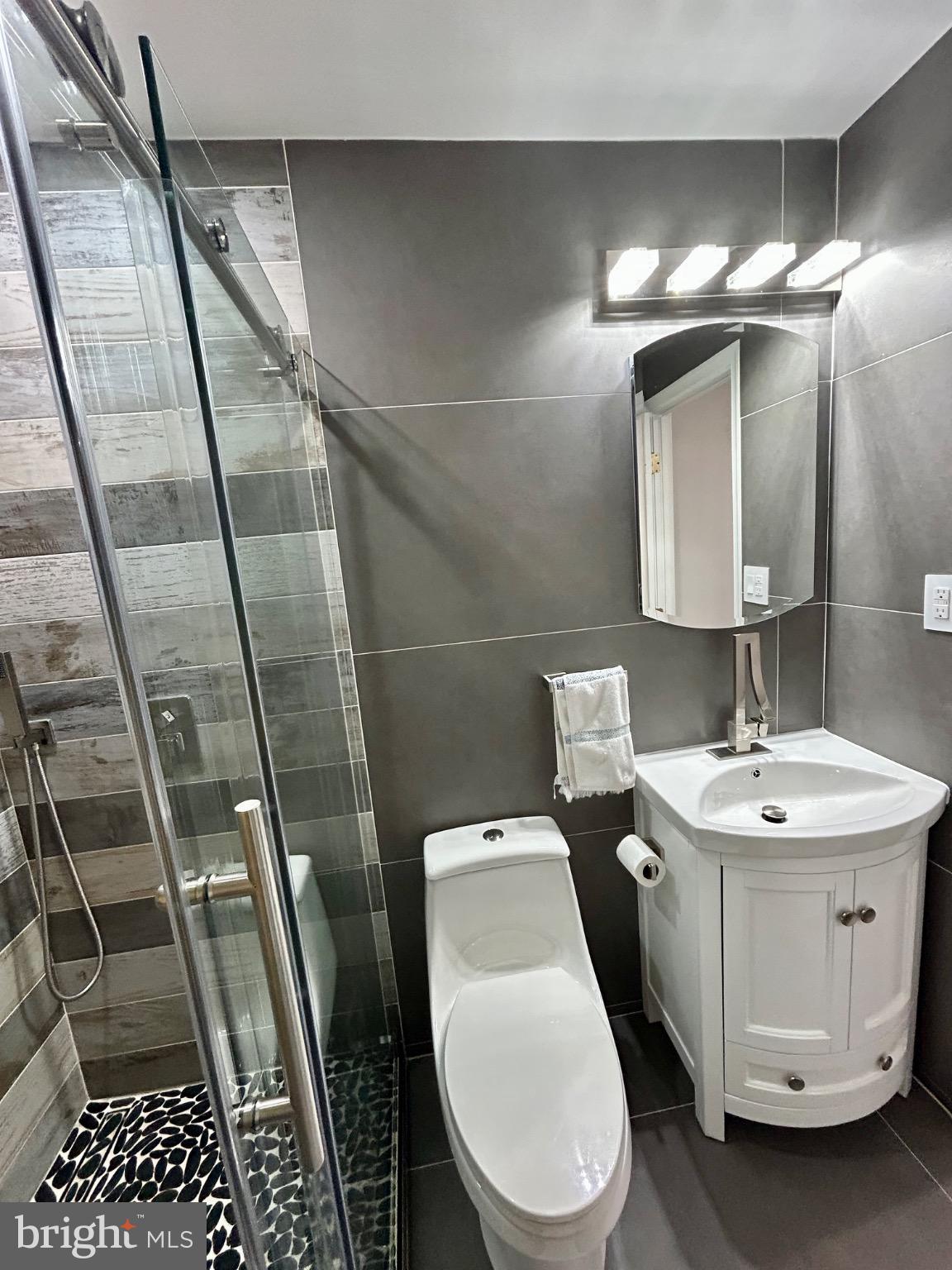 DISCOVERY - Residential