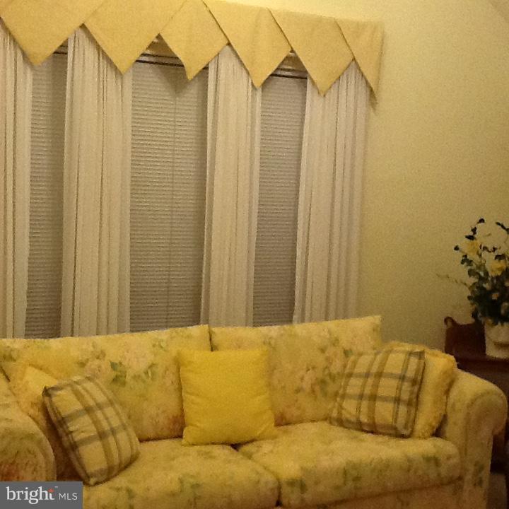 CLOVERFIELDS - Residential