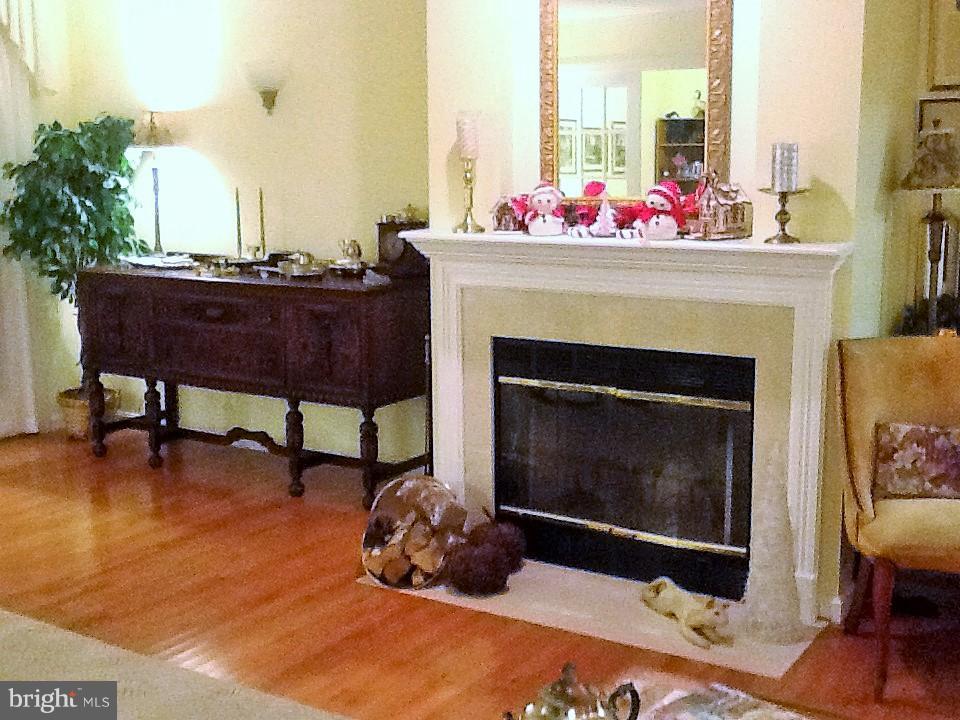 CLOVERFIELDS - Residential