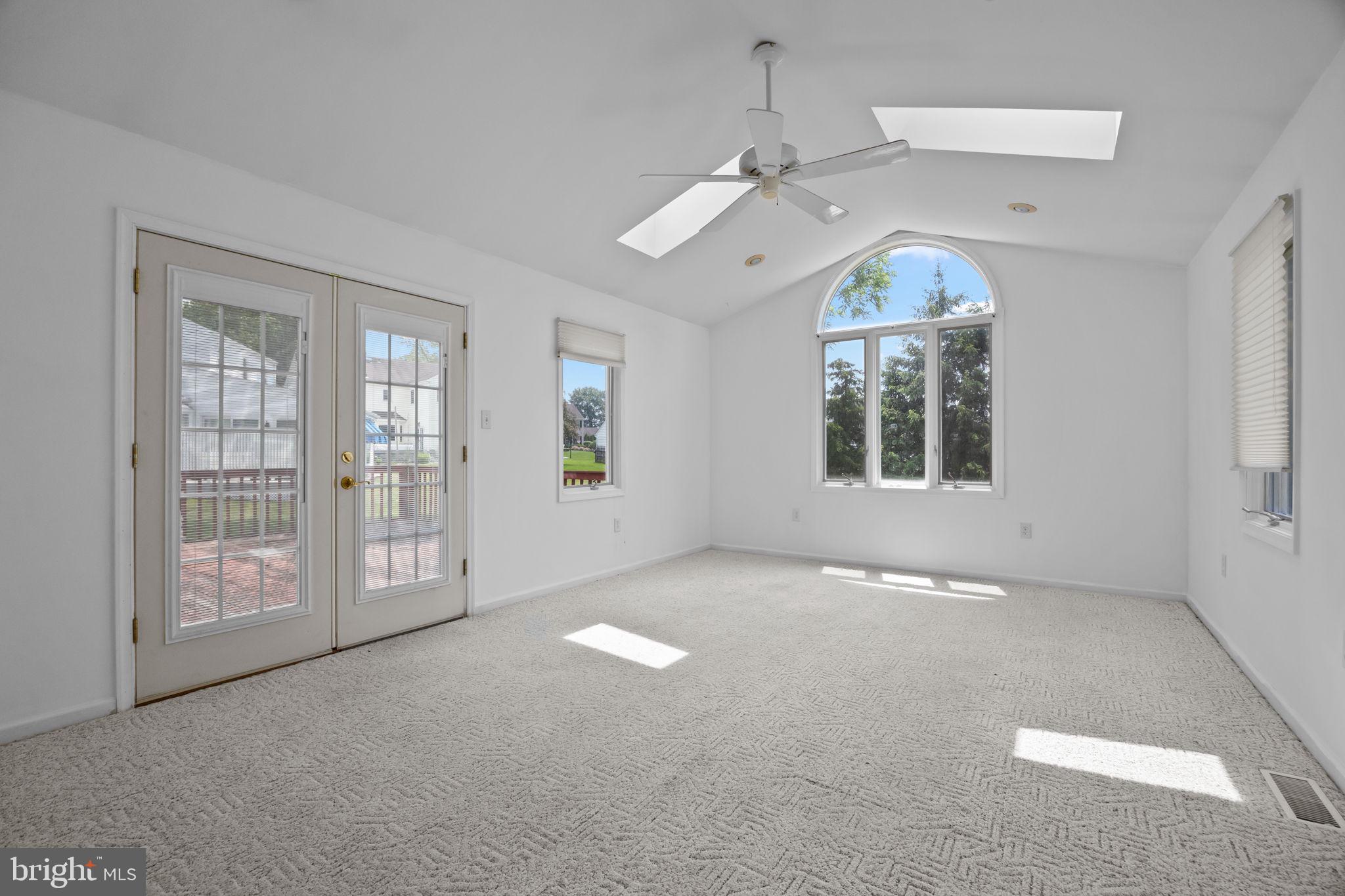 PINE RUN - Residential