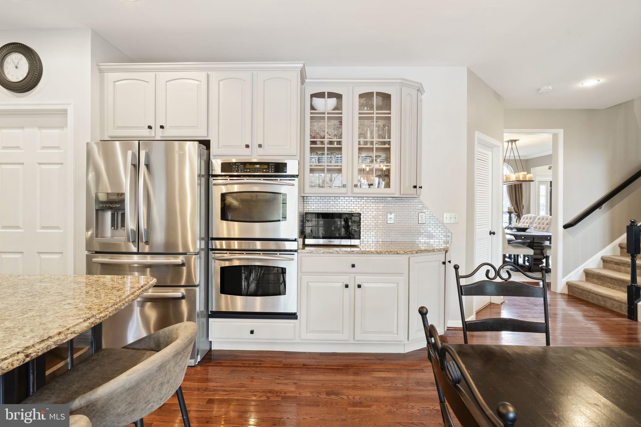 WAITING ROCK - Residential