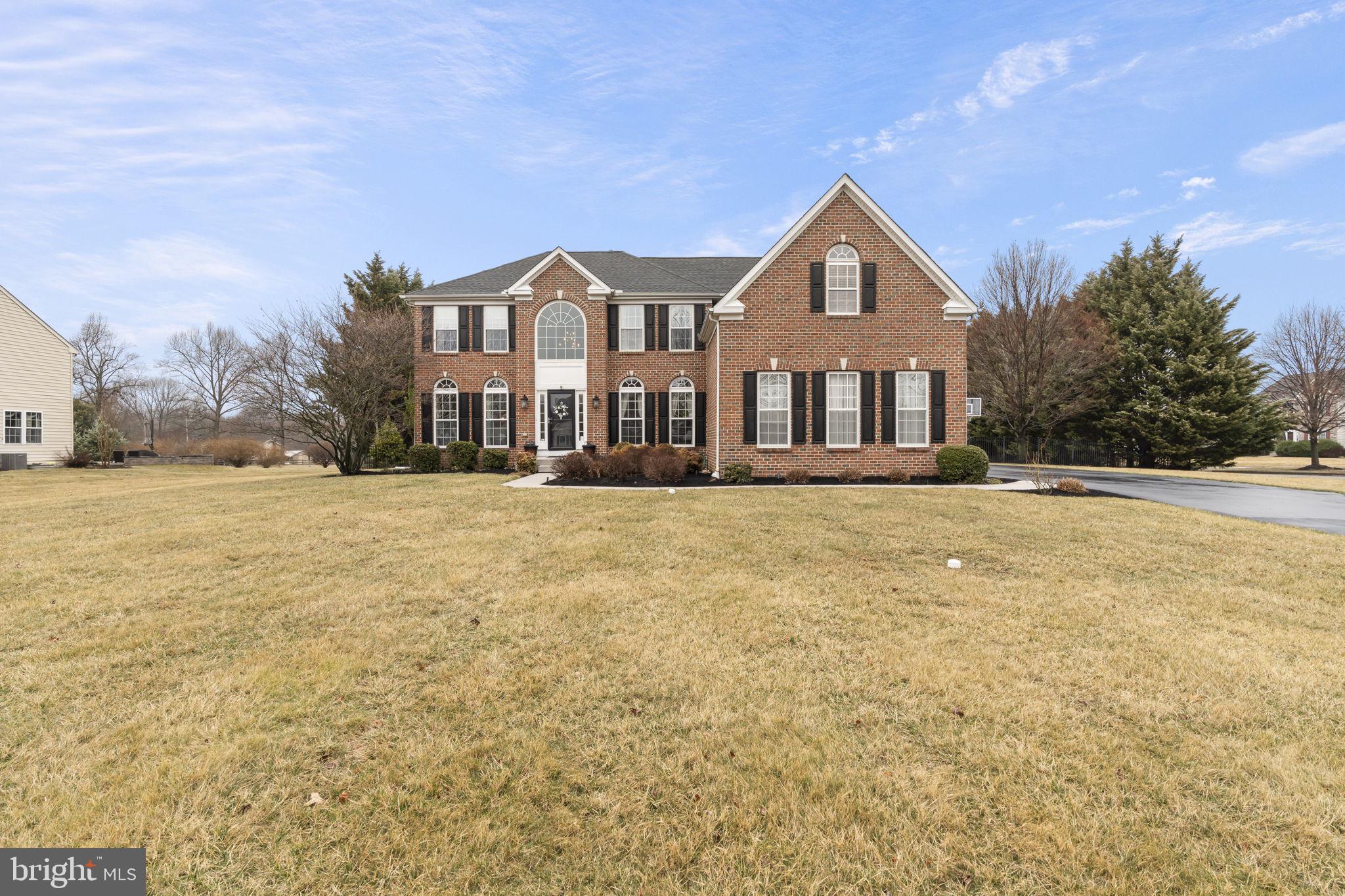 WAITING ROCK - Residential