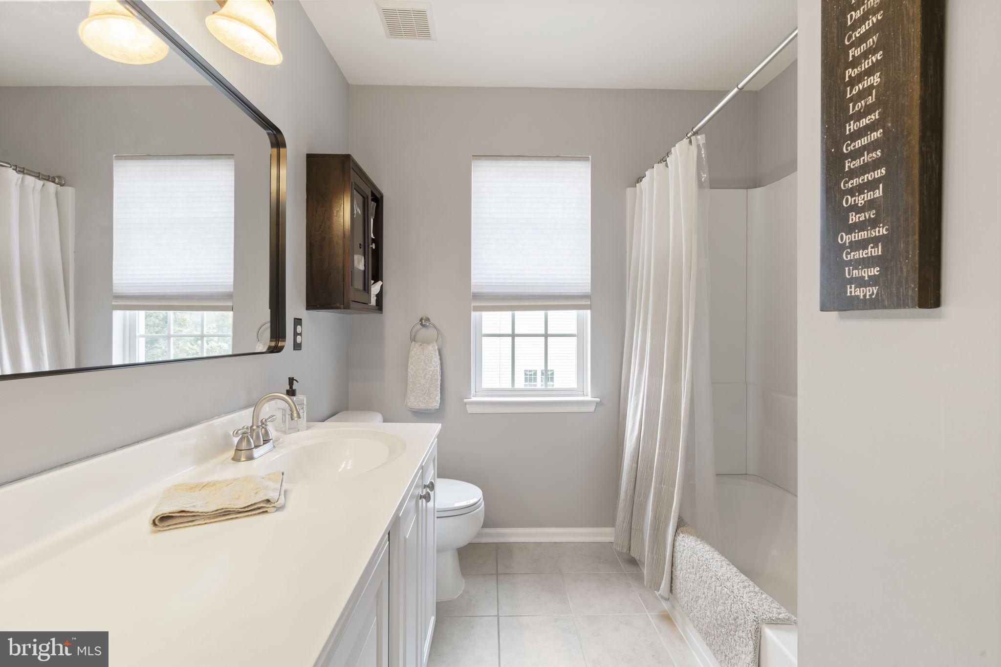 WAITING ROCK - Residential