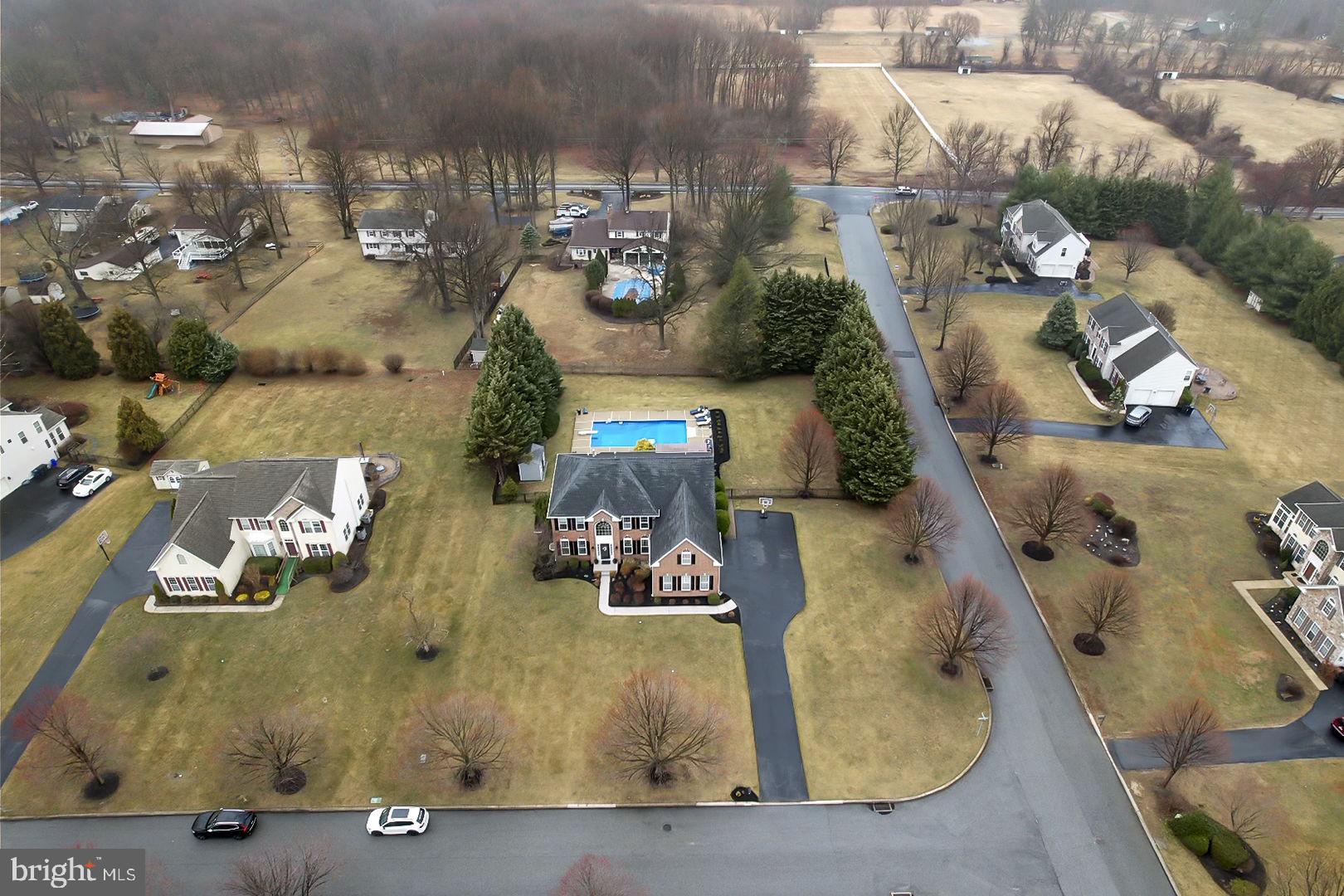 WAITING ROCK - Residential