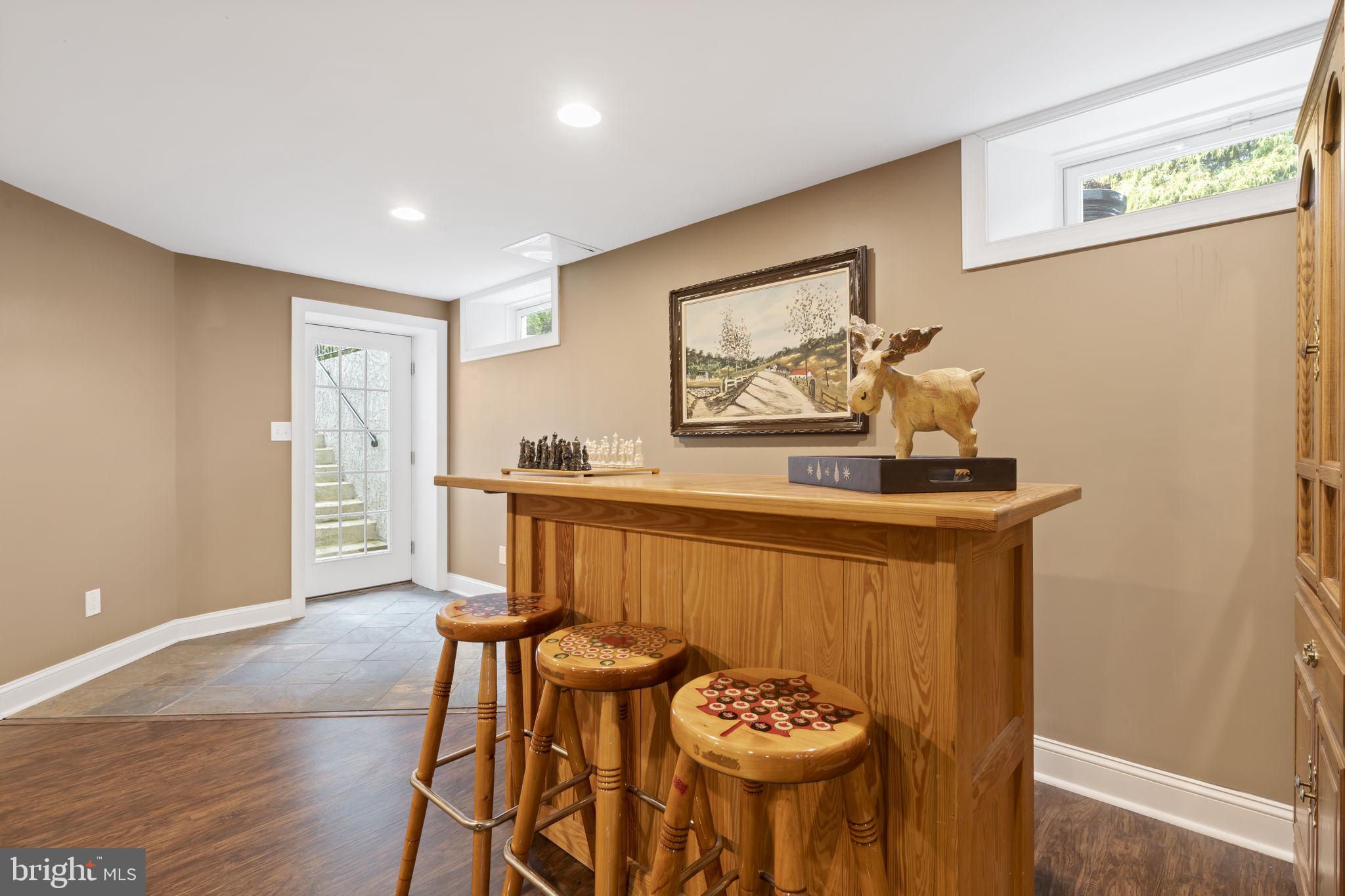 WAITING ROCK - Residential