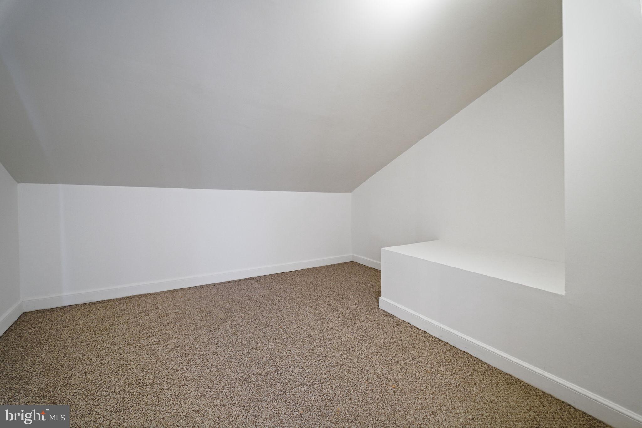 FLOWERS MILL - Residential