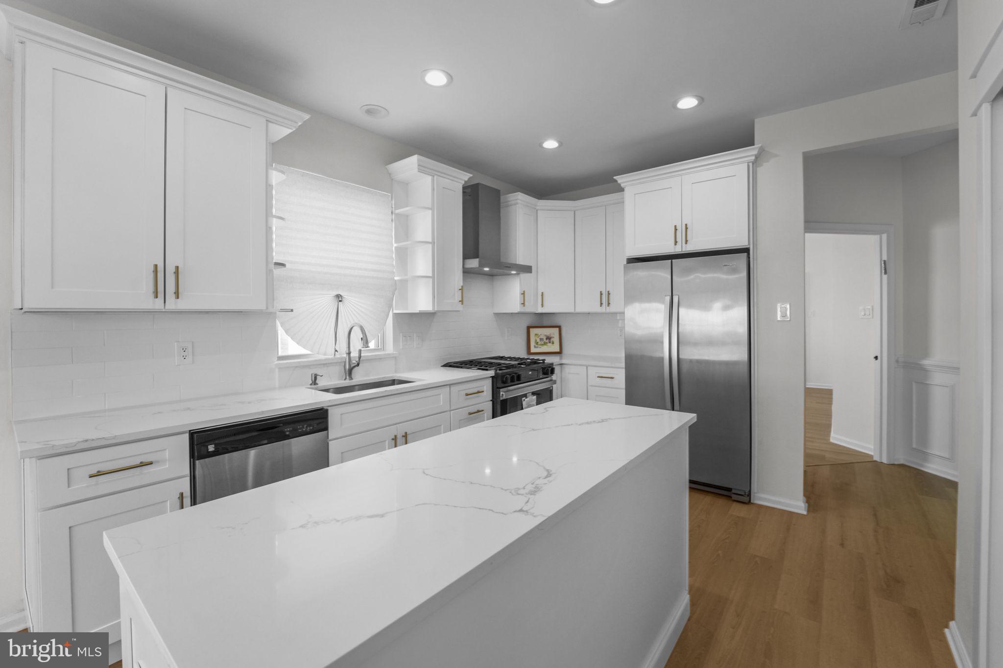 FLOWERS MILL - Residential