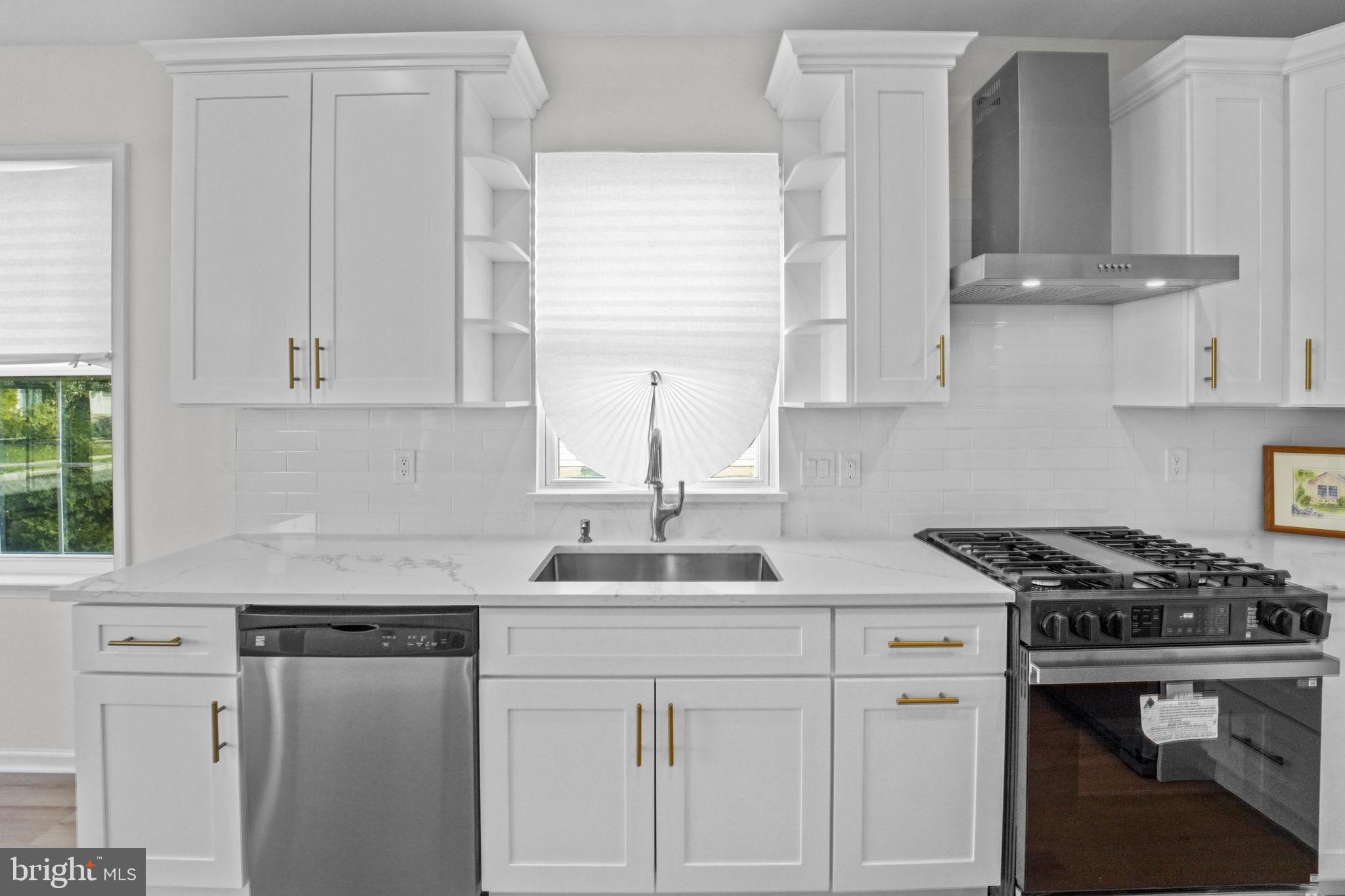 FLOWERS MILL - Residential