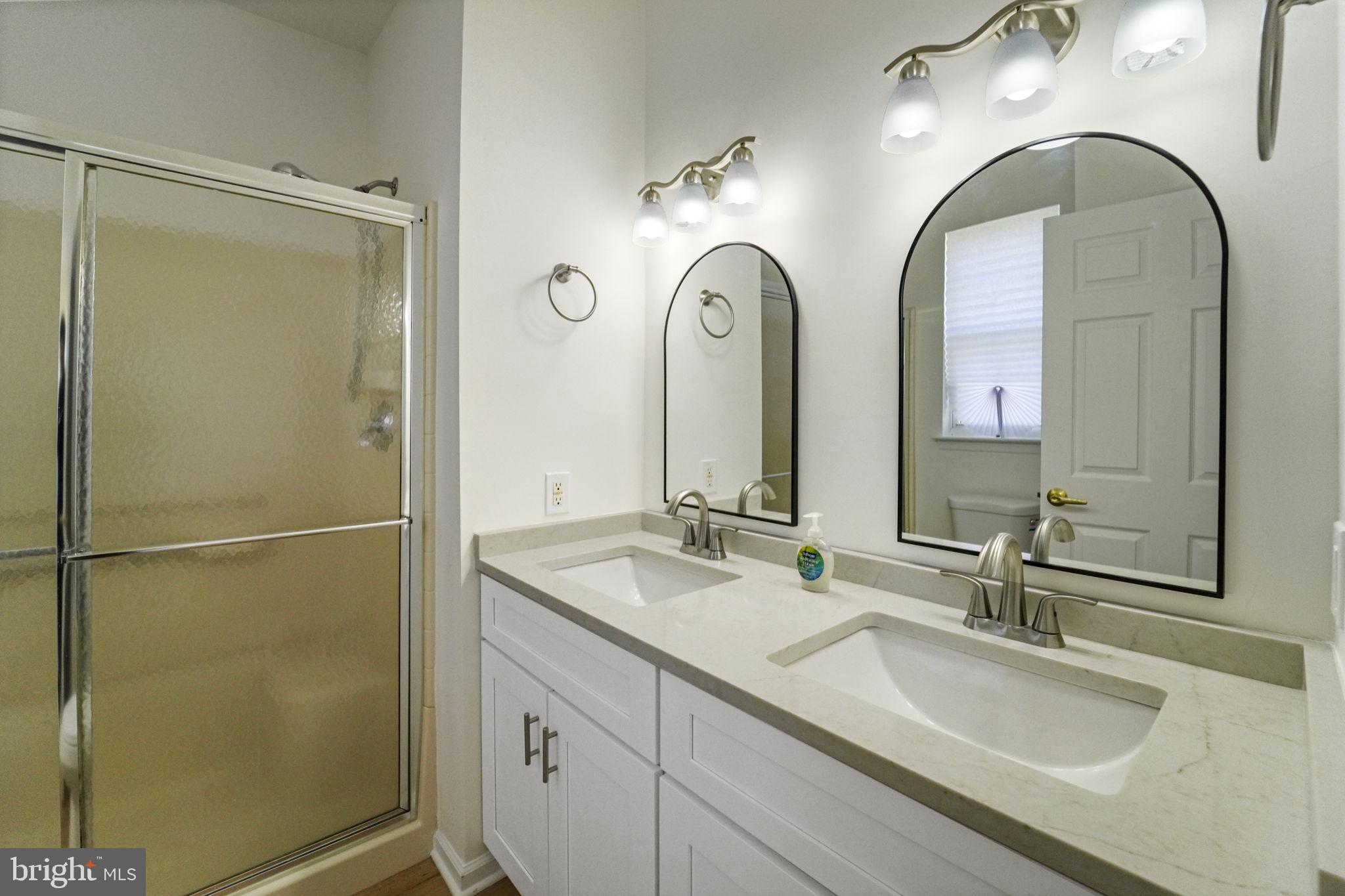 FLOWERS MILL - Residential