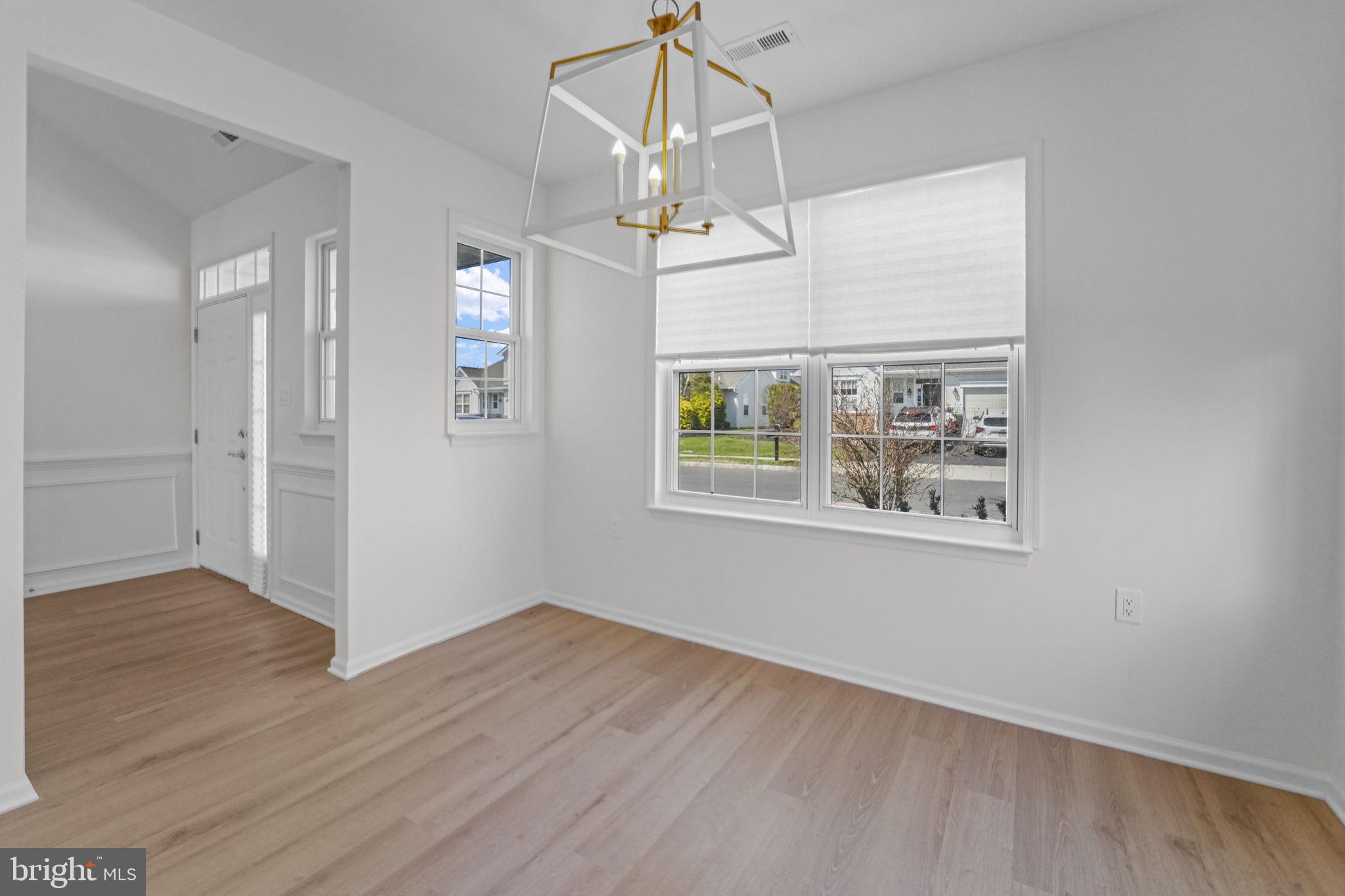 FLOWERS MILL - Residential