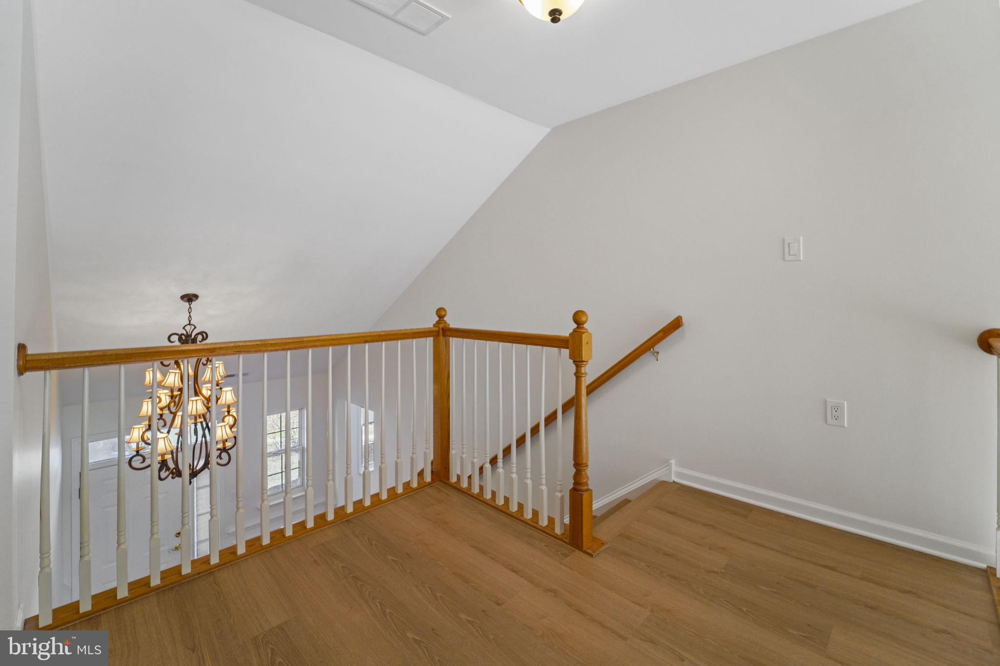 FLOWERS MILL - Residential