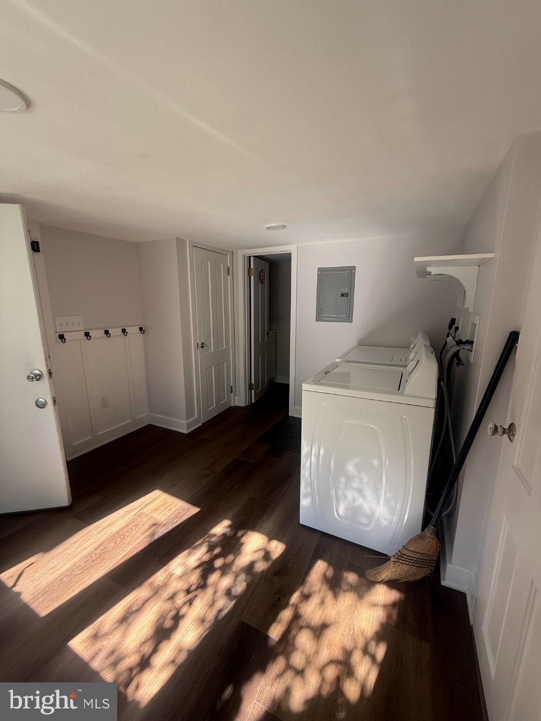 000 - Residential Lease