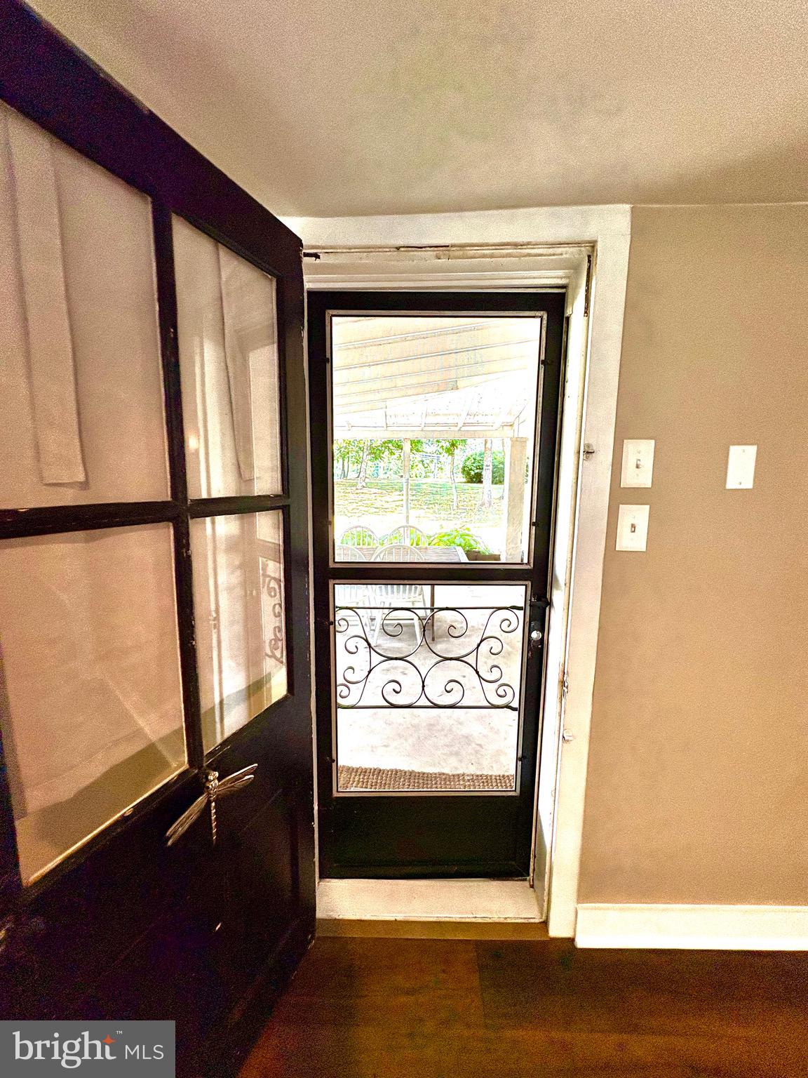 000 - Residential Lease