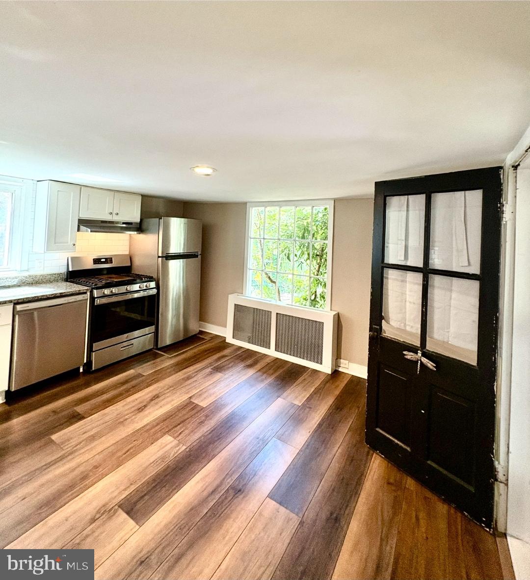 000 - Residential Lease