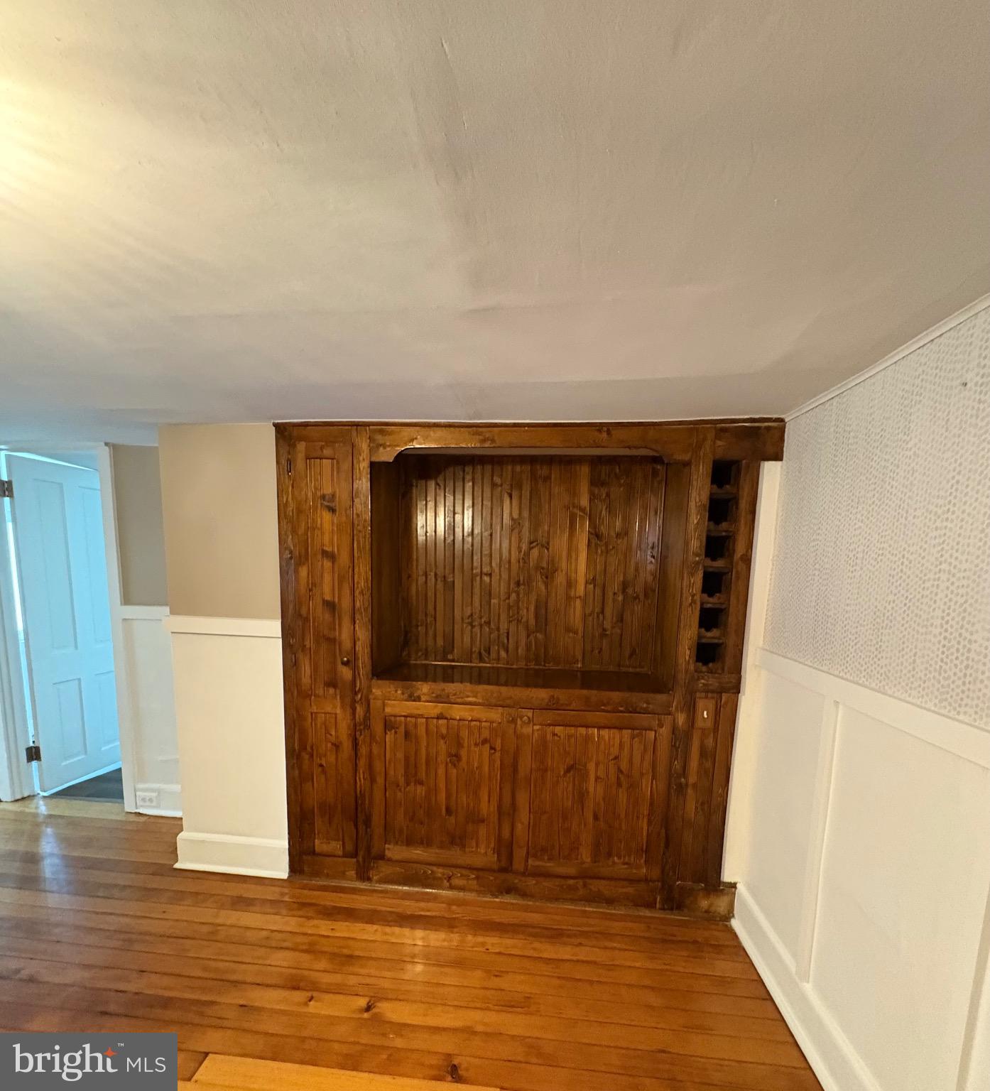 000 - Residential Lease