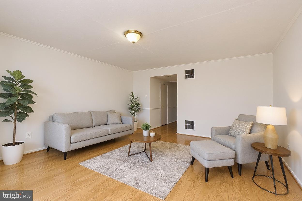 DIAMOND FARM - Residential