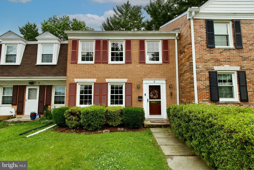 Wonderful TH close to everything and in a well run community.  Beautifully updated kitchen will please even the most discriminating chef.  Separate dining area and living room plus an office or bonus room off the kitchen all have hardwood floors.  Upstairs, there are also hardwood floors and the hall bath has been renovated.  New roof installed 2024! Freshly painted throughout, this 3 level home offers plenty of space and is ready for the next owner to move in.