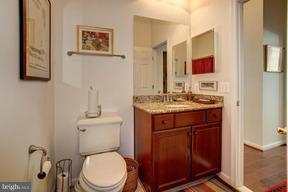 FOUR SEASONS - Residential