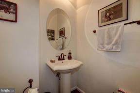 FOUR SEASONS - Residential