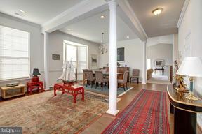 FOUR SEASONS - Residential