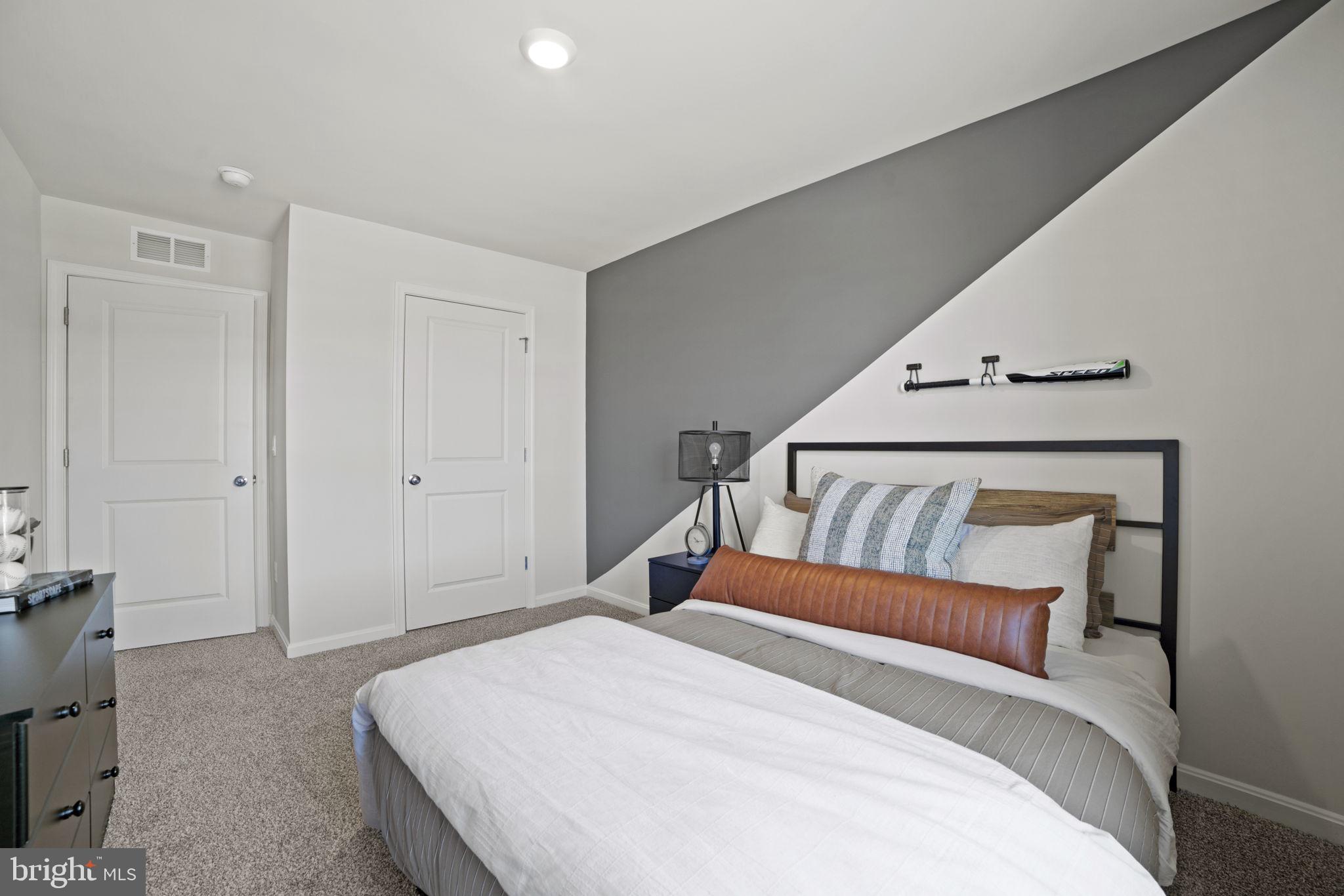 RETREAT AT WINDING CREEK - Residential