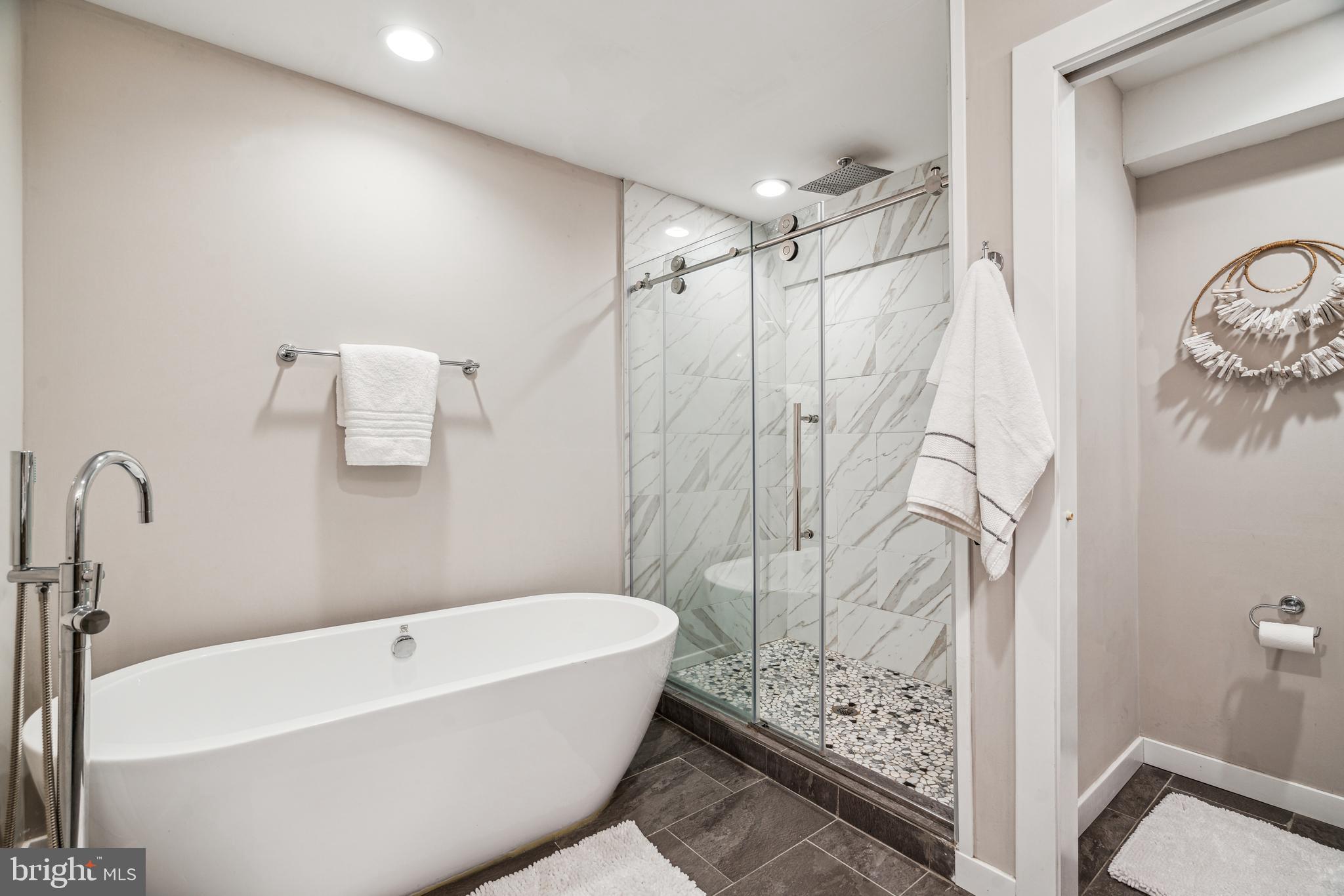 GRADUATE HOSPITAL - Residential