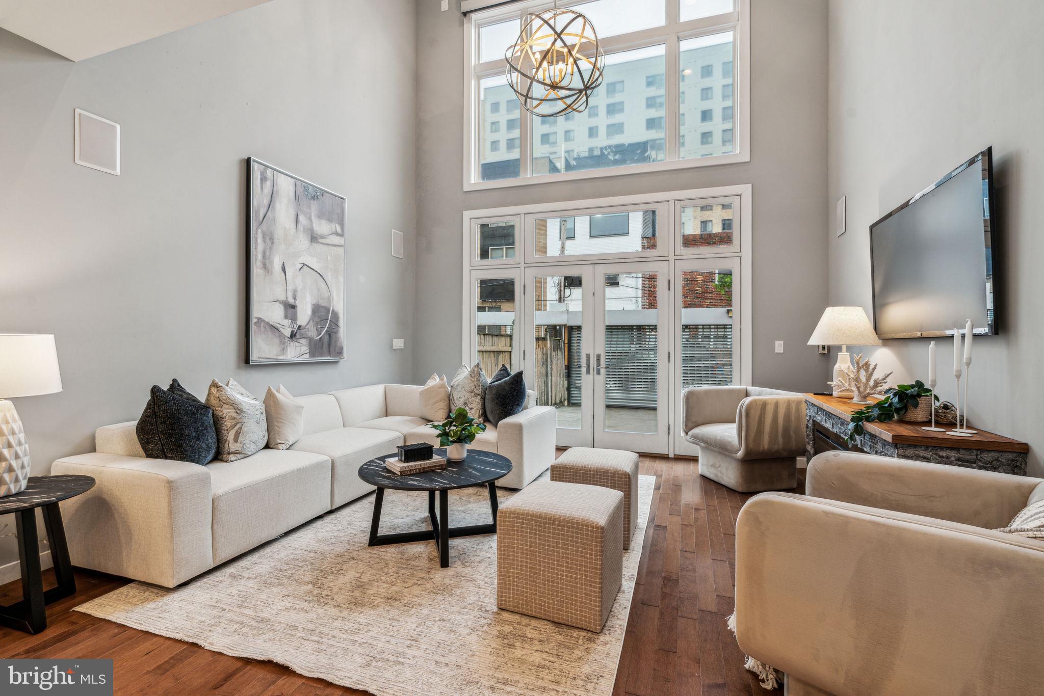 GRADUATE HOSPITAL - Residential