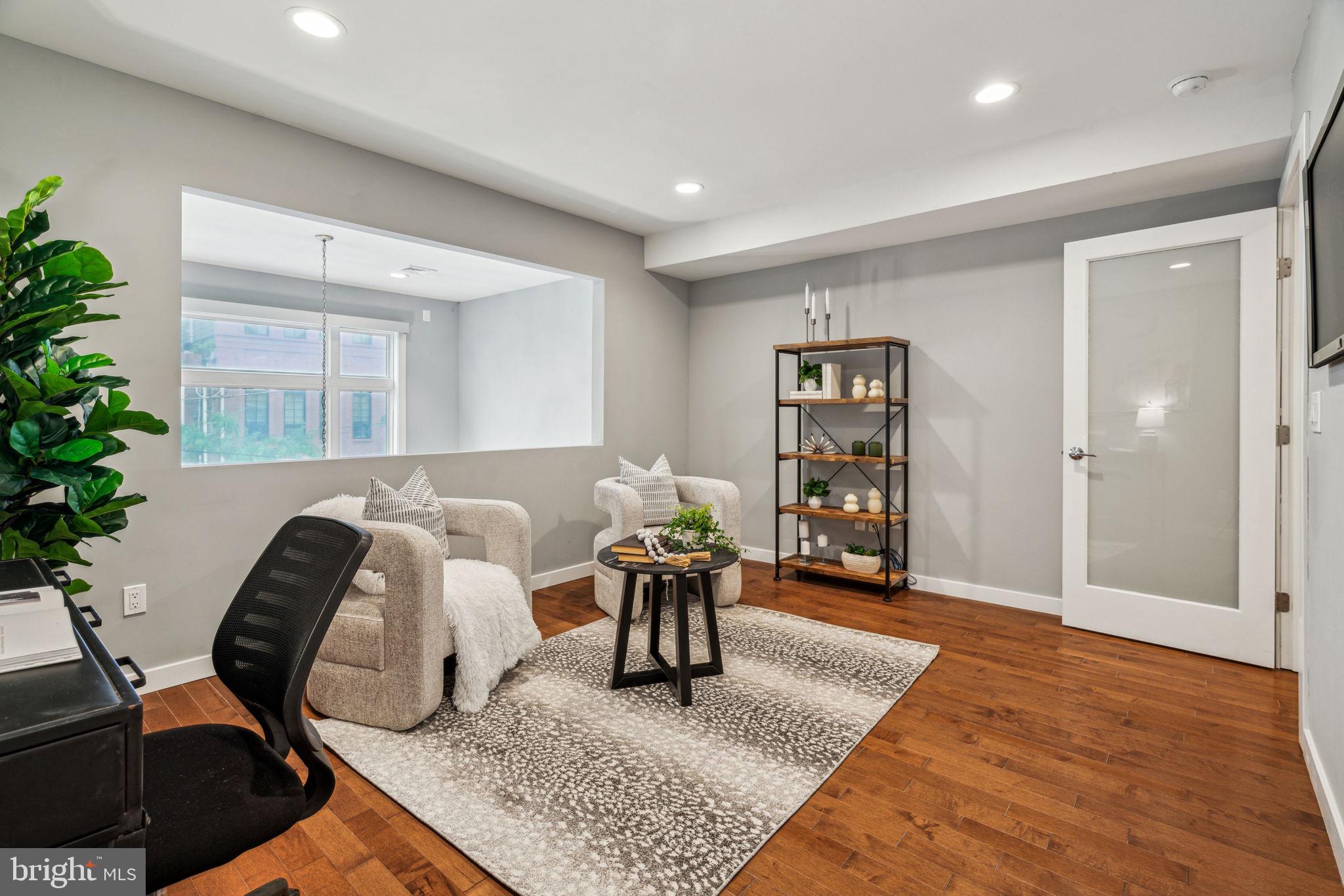 GRADUATE HOSPITAL - Residential