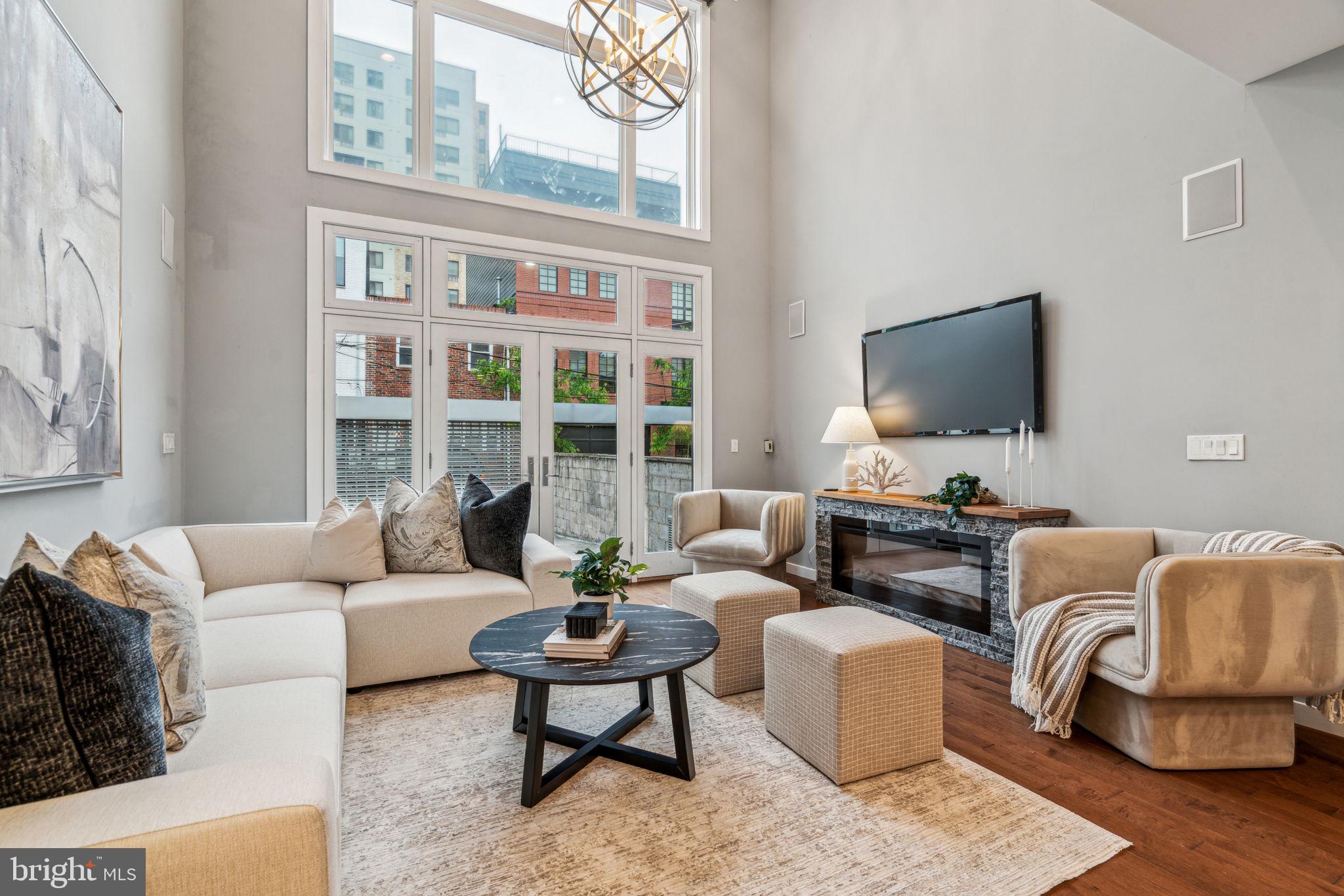 GRADUATE HOSPITAL - Residential