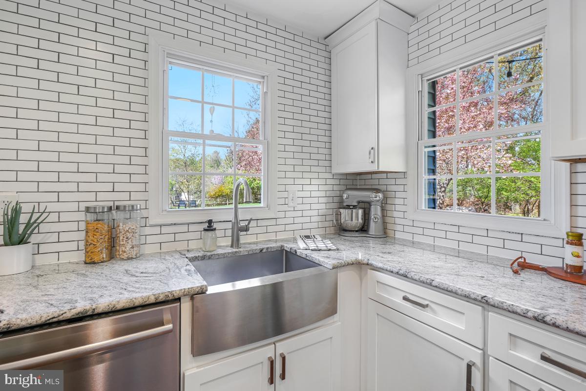 COLLEGE GARDENS - Residential