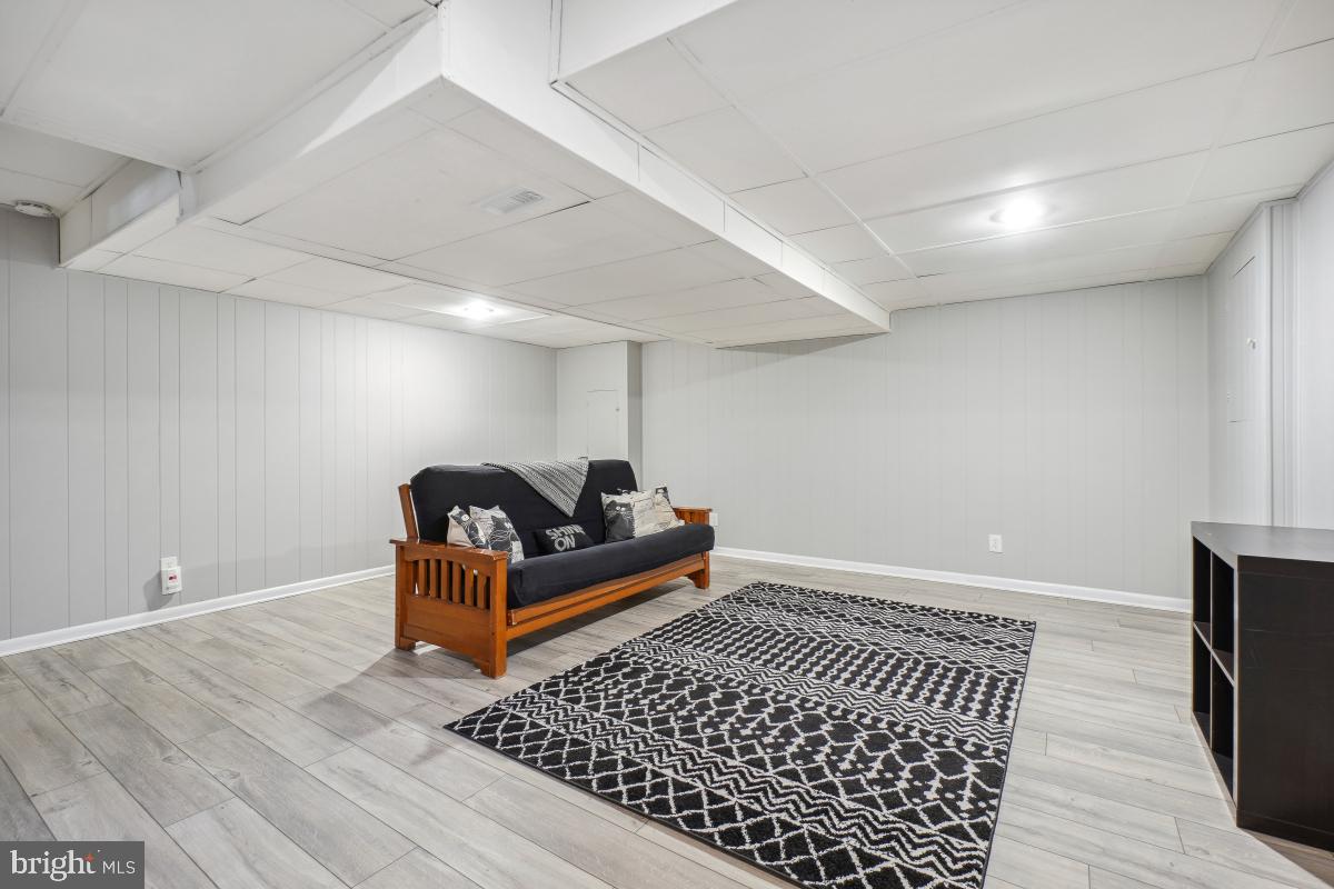 COLLEGE GARDENS - Residential