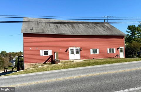 Photo of 2640 Baltimore Pike, HANOVER, PA 17331 (MLS # PAYK2092378)