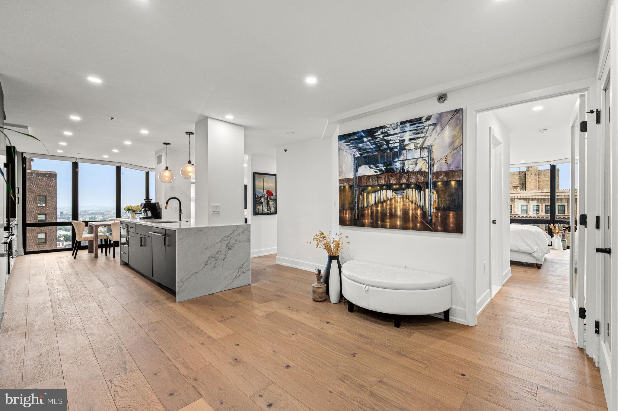 RITTENHOUSE SQUARE - Residential