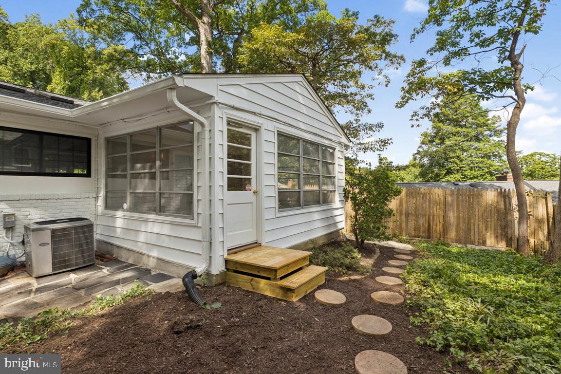 BELLEVUE FOREST - Residential