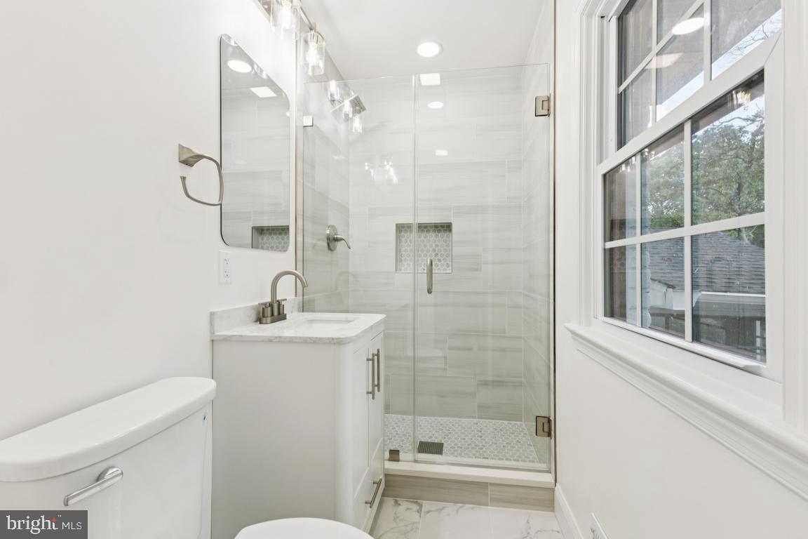 BELLEVUE FOREST - Residential